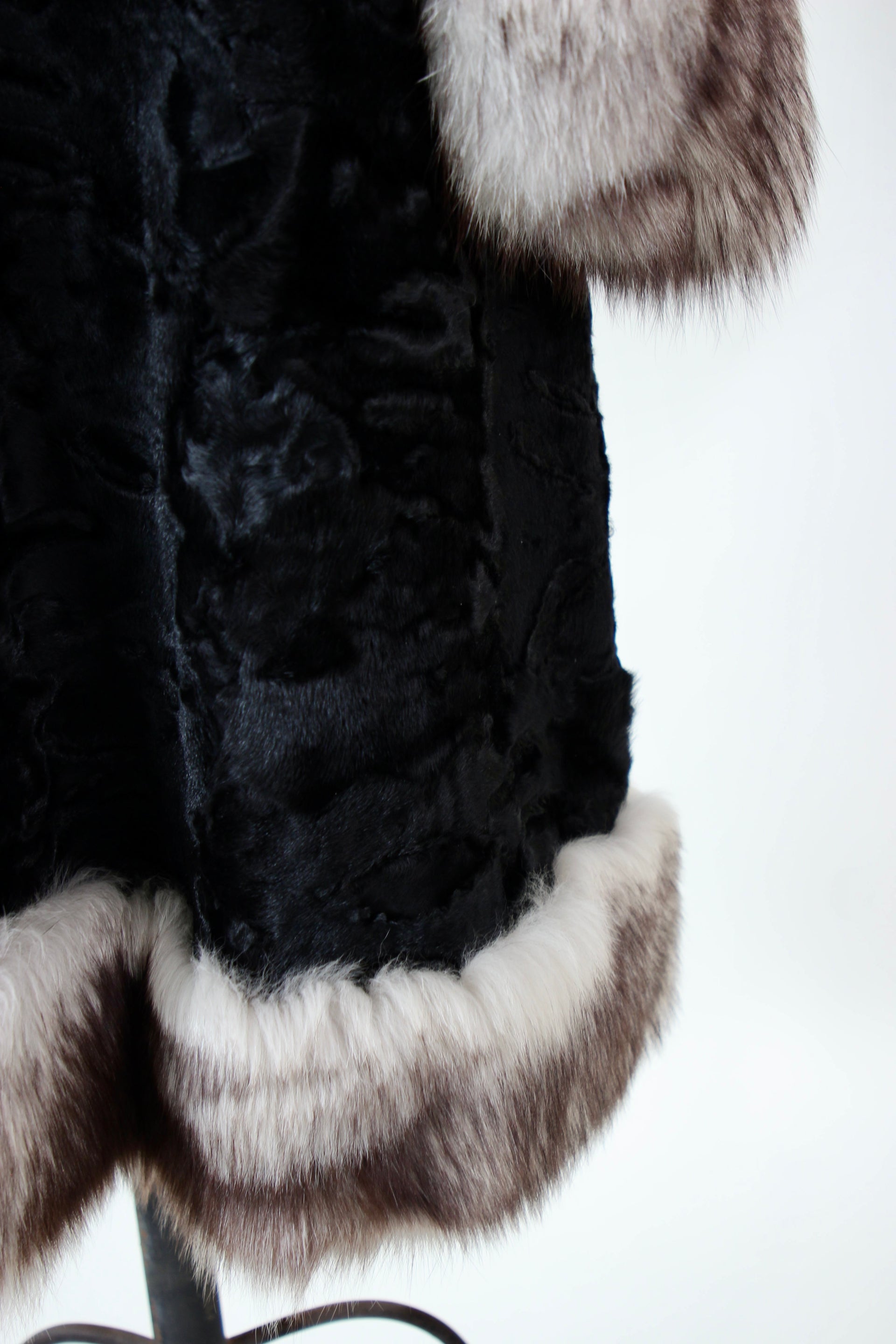 1950s Vintage Black Lamb Fur Coat // Size L/XL