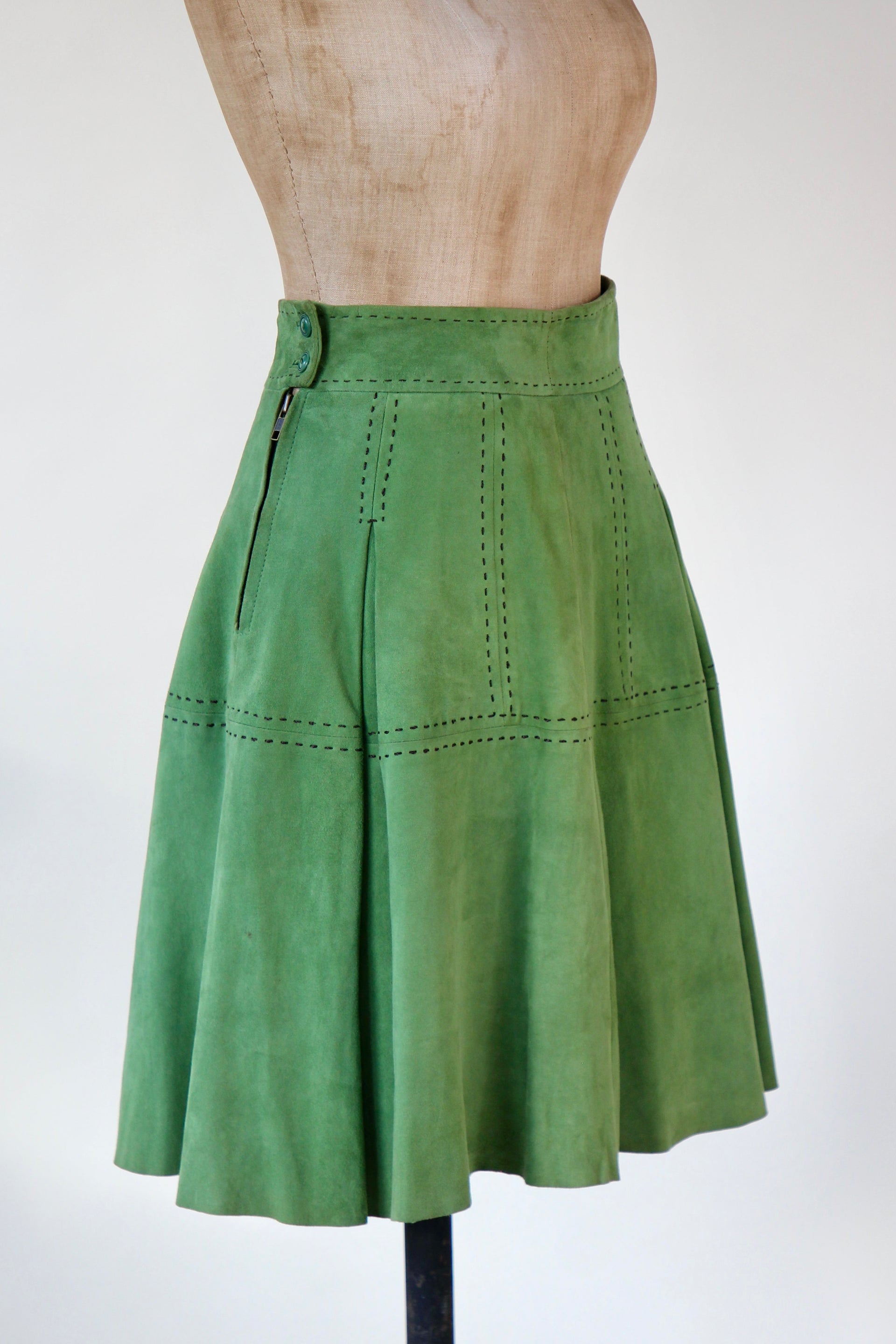 Vintage Green Suede Skirt with Black Stitches // Size XS/S