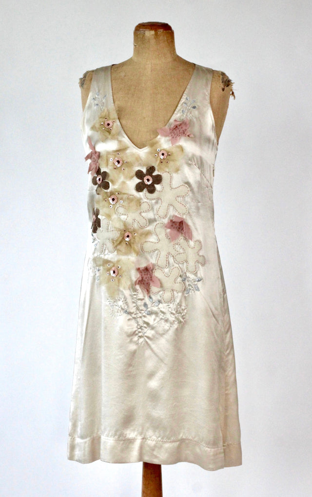 Vintage Ivory Sleeveles Silk Dress with Flower Applique //Danish Design//Size M