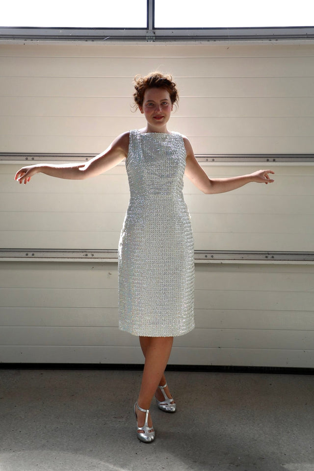 1960s White Vintage Sequin Dress//Size S/M