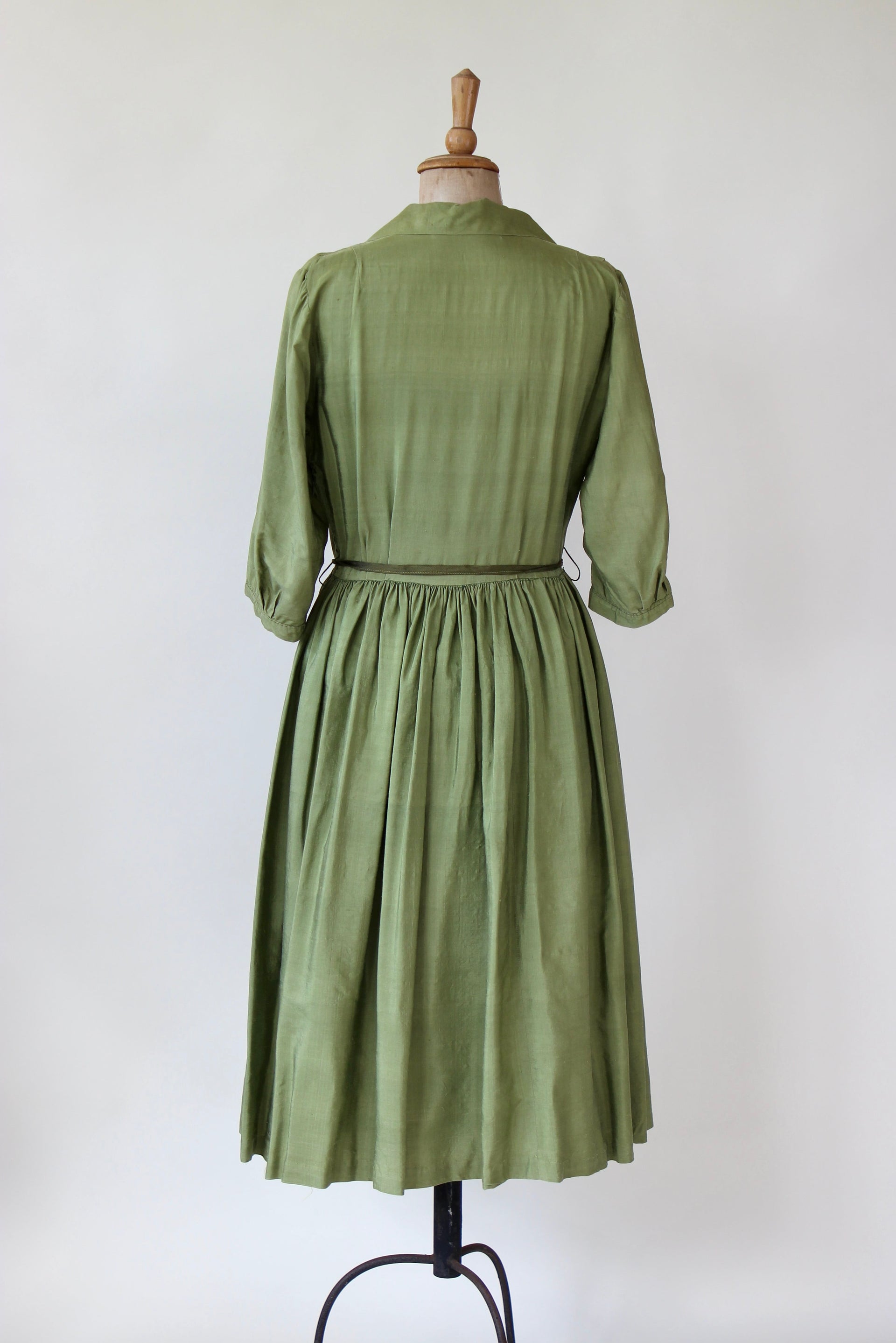 1970s Green Silk Designer Shirt Dress//Size S/M