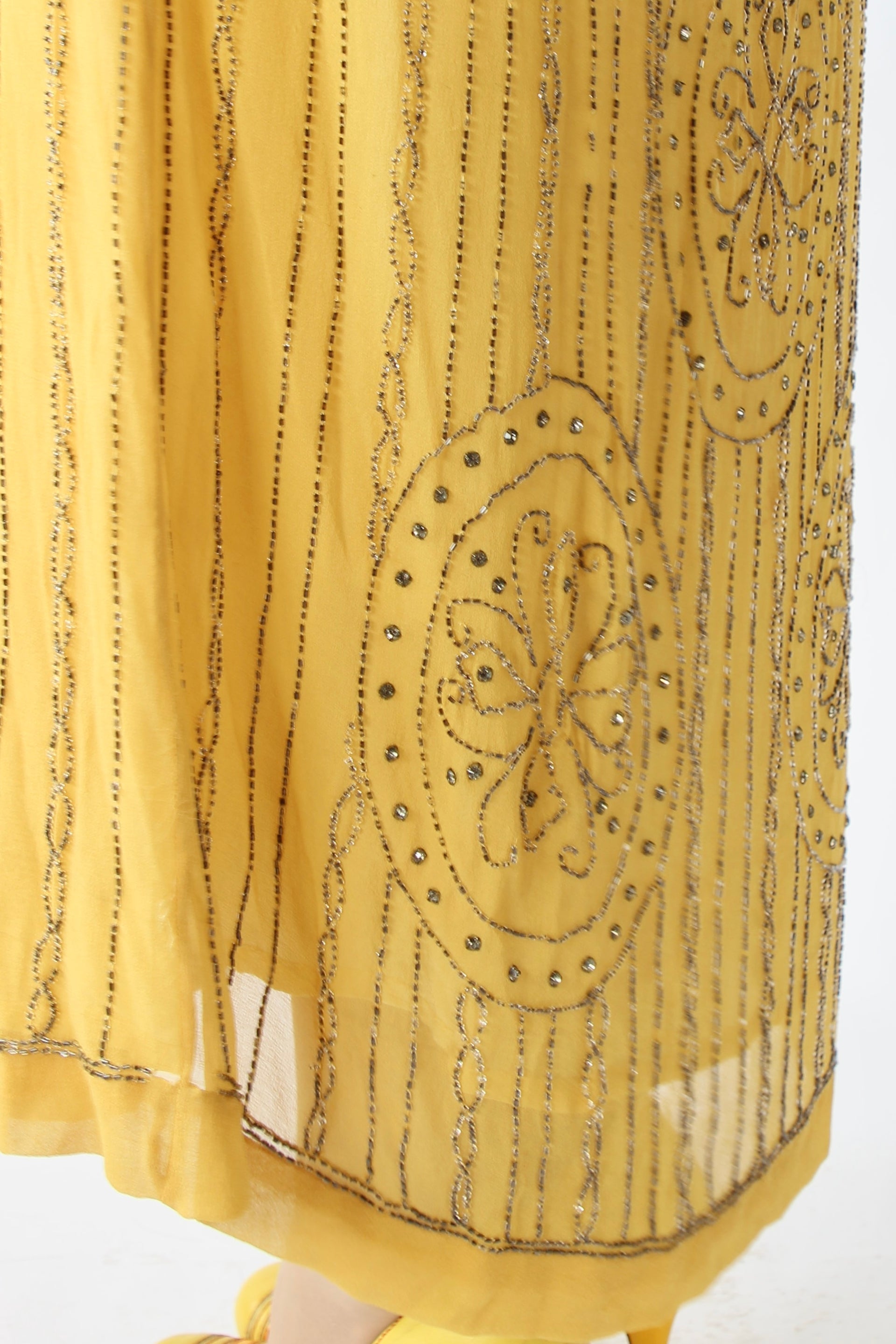 1920s Vintage Yellow Silk flapper Dress // Size S/M