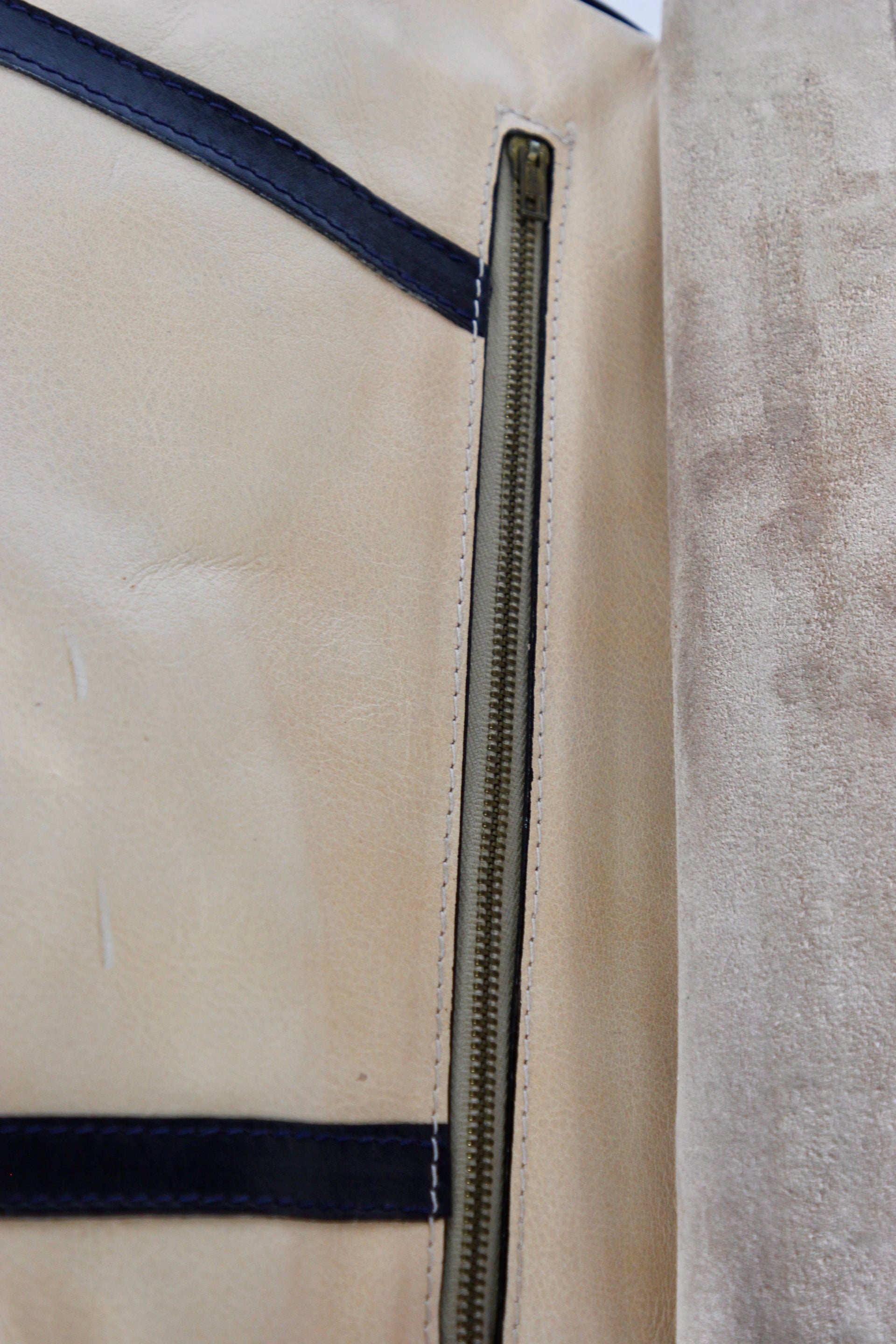 1950S 1960s Beige/Ivory Leather Top Handle Bag // Midwife Style Bag
