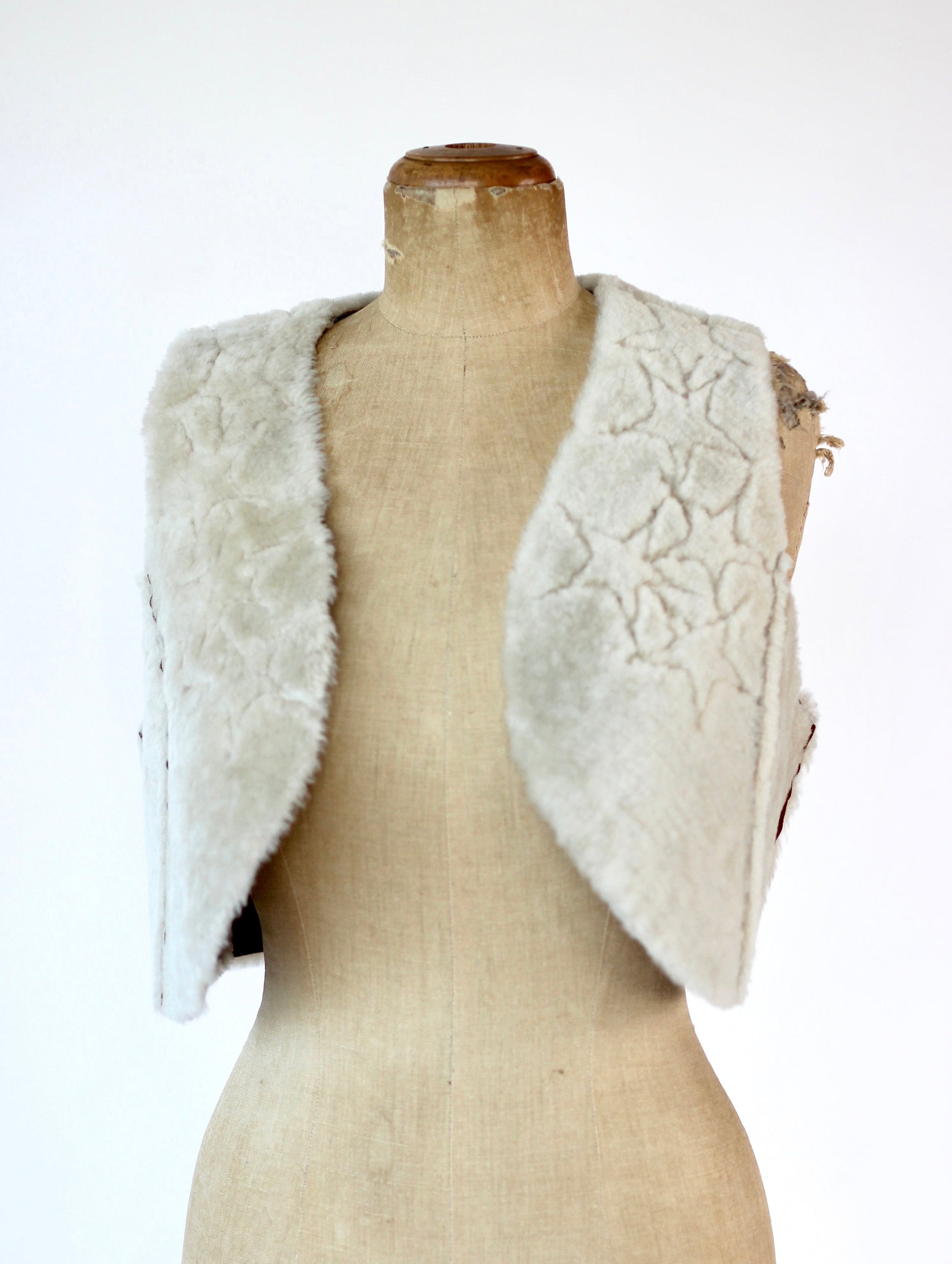 Y2K Vintage Brown Leather Vest with Star Applique //Size M