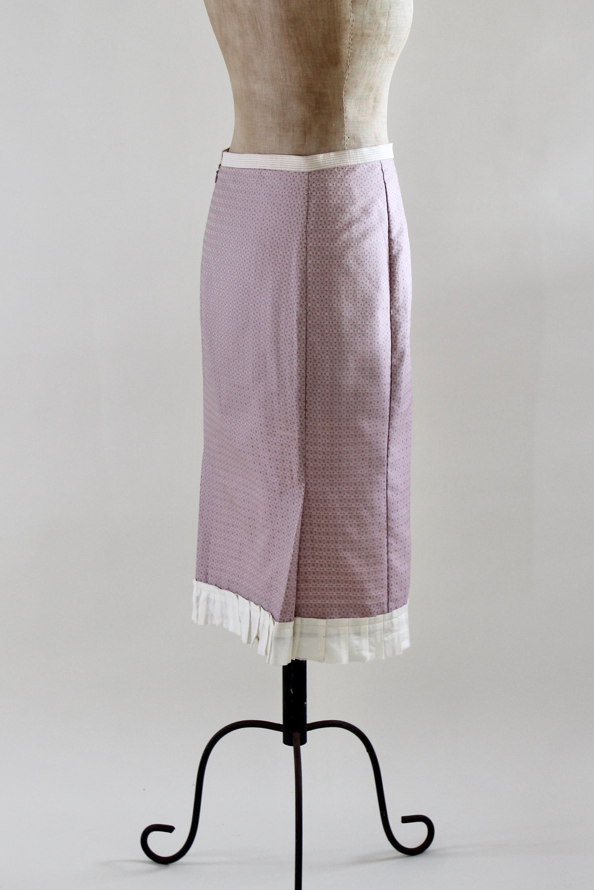 Late 1990s Vintage Rose Pencil Skirt // Danish Design // Size S/M