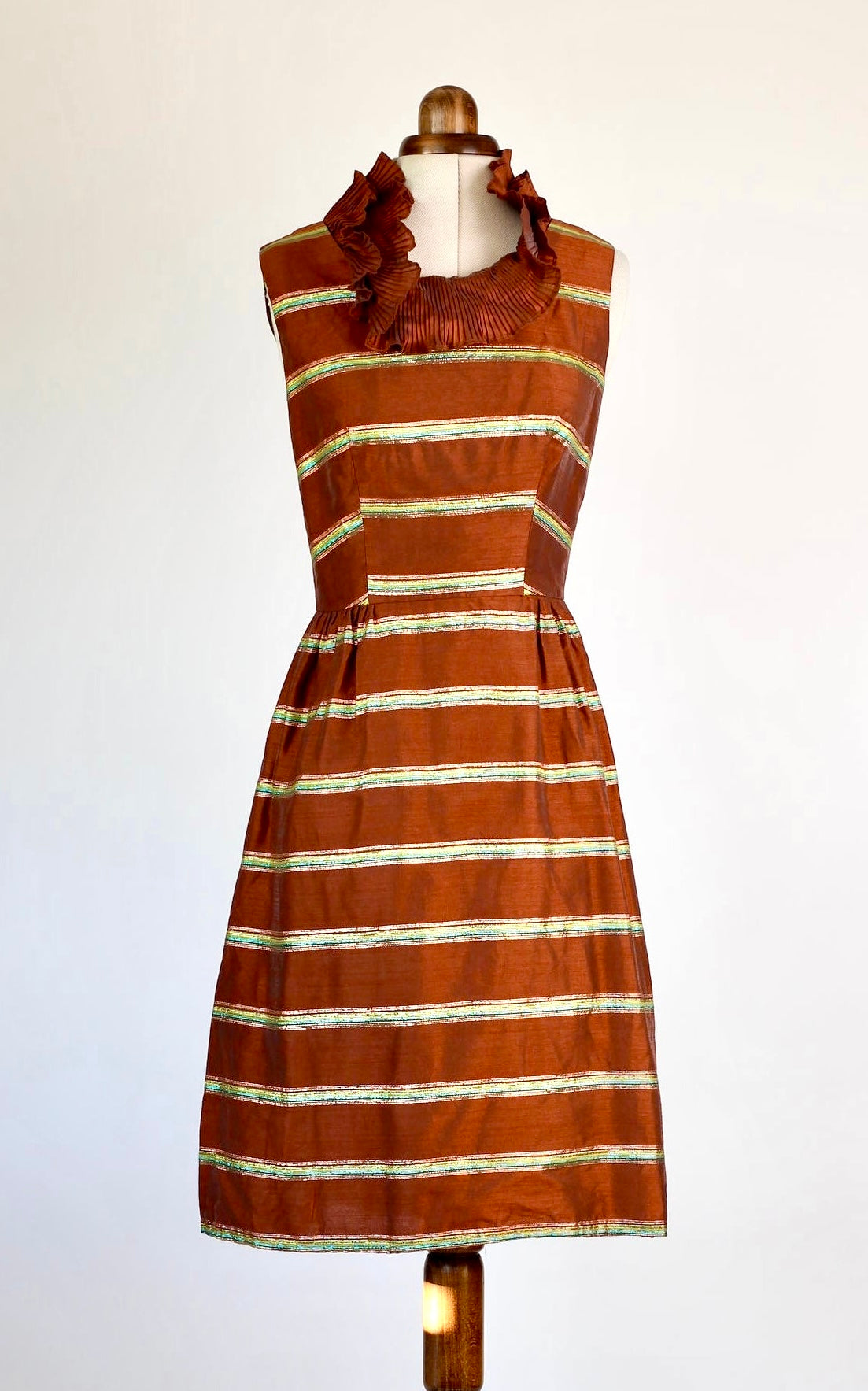 1960s Dress in Brown with Metal Threads//Made in London//Size XS