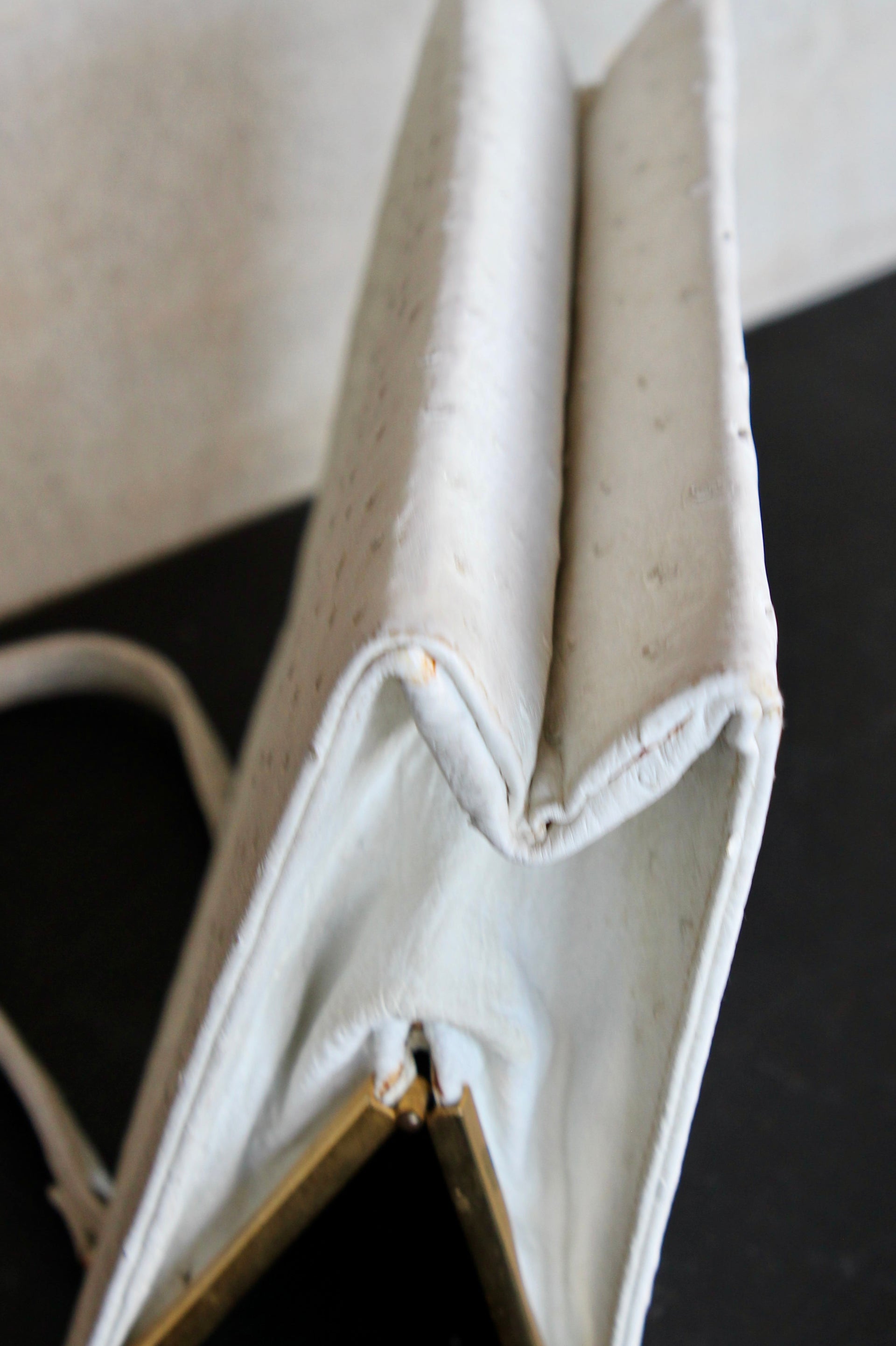 1960s Vintage White Ostrich Leather Top Handle Bag/Purse