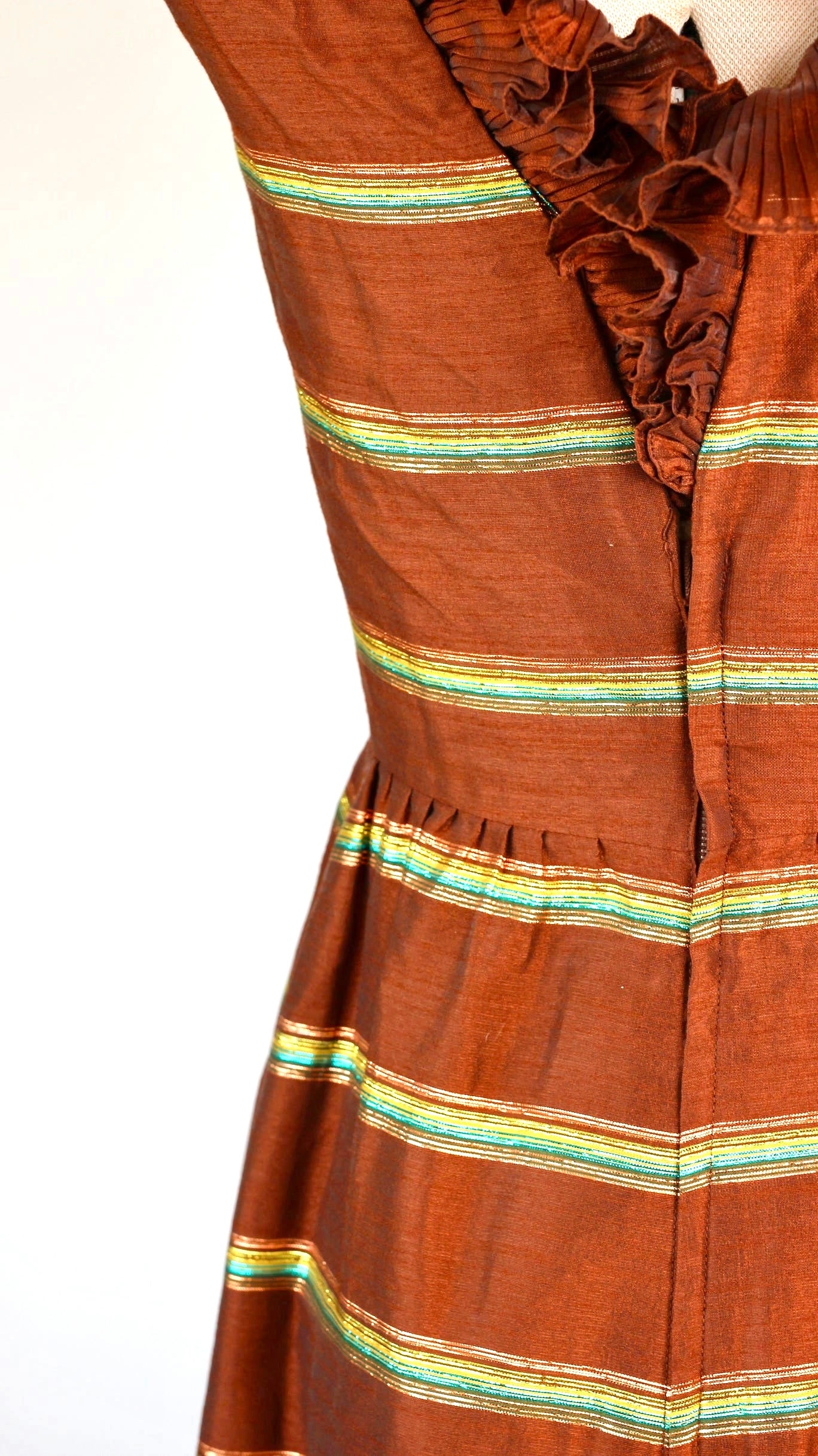 1960s Dress in Brown with Metal Threads//Made in London//Size XS
