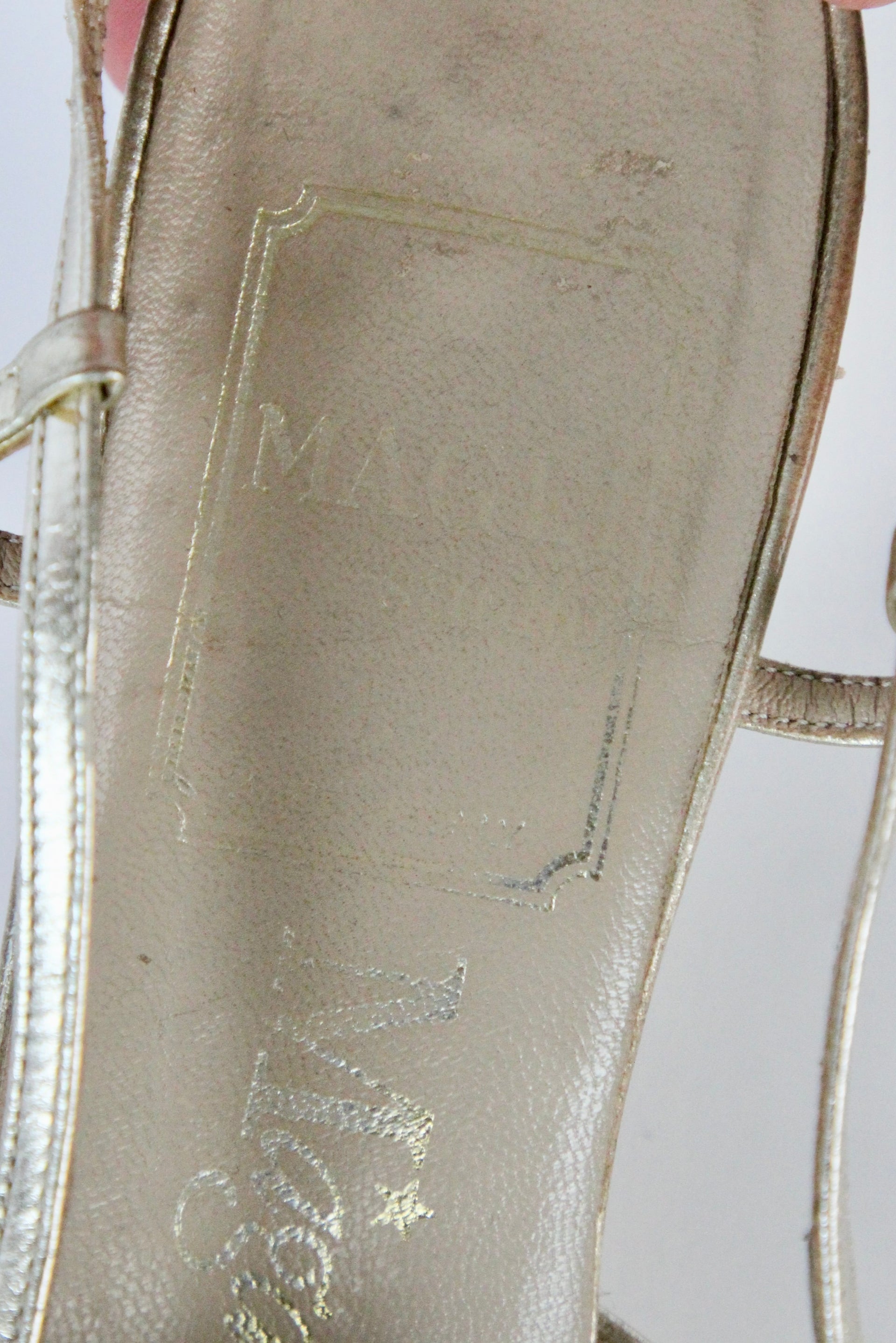 1960s Gold Leather Low Heel Shoes //Size EU 38 US 7 UK 5