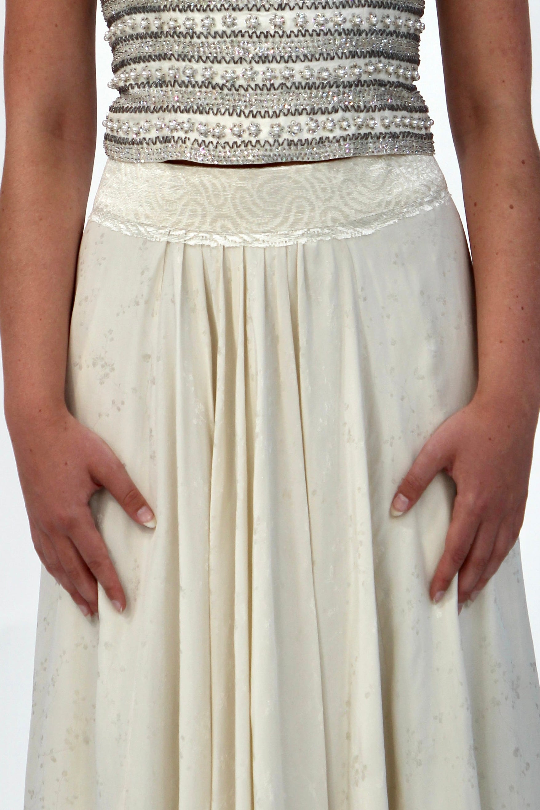 By Waltz Skirt in 1920s Vintage Silk // Size M