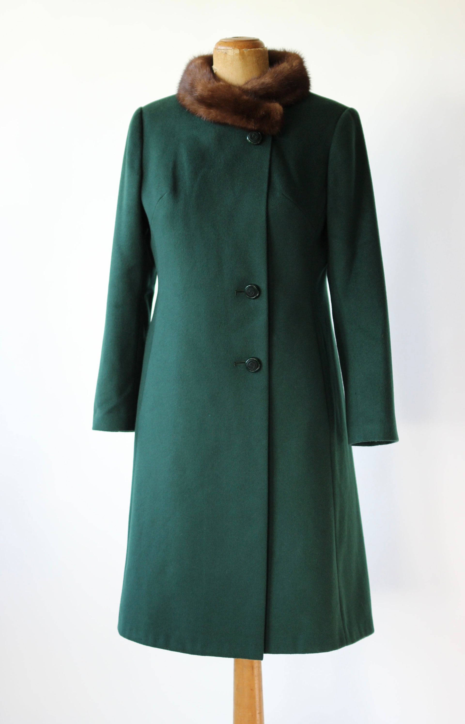 1960s Vintage Green Emerald Wool Coat with Brown Collar // Size M