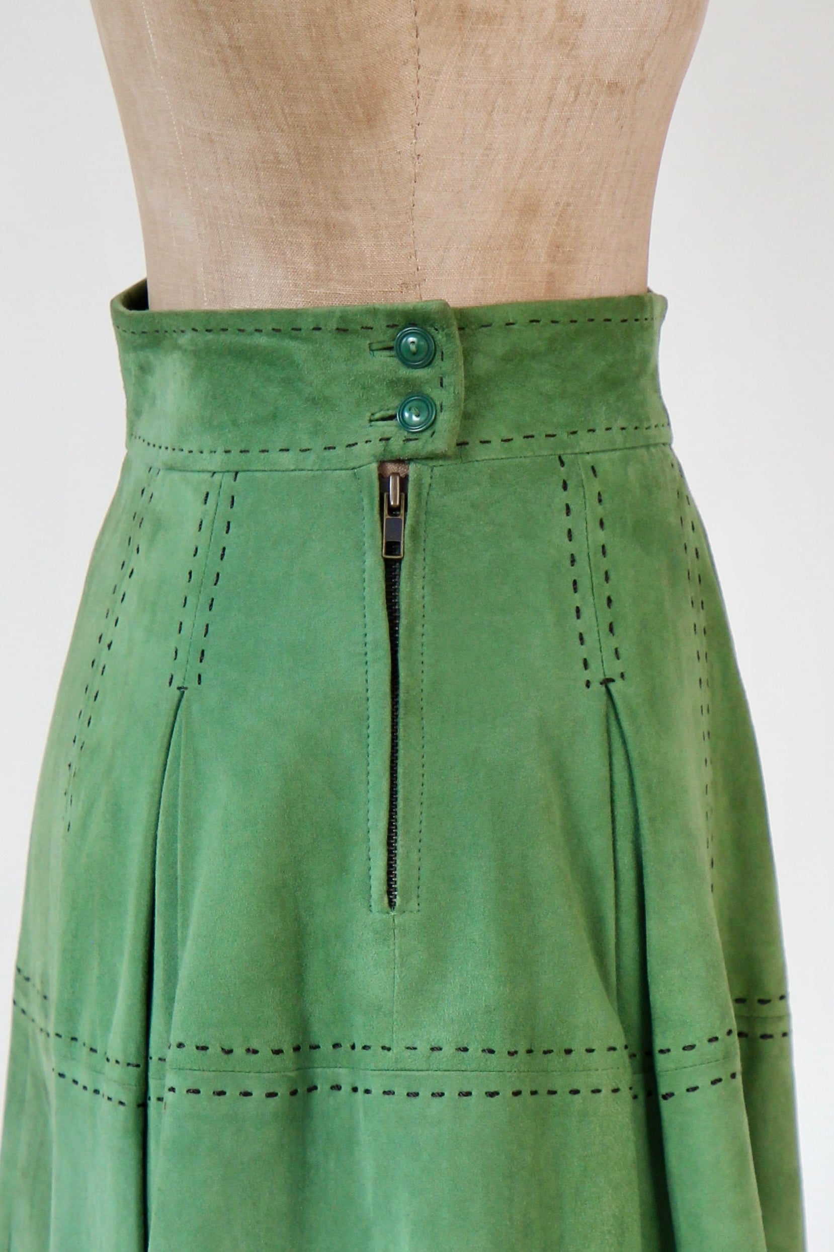 Vintage Green Suede Skirt with Black Stitches // Size XS/S