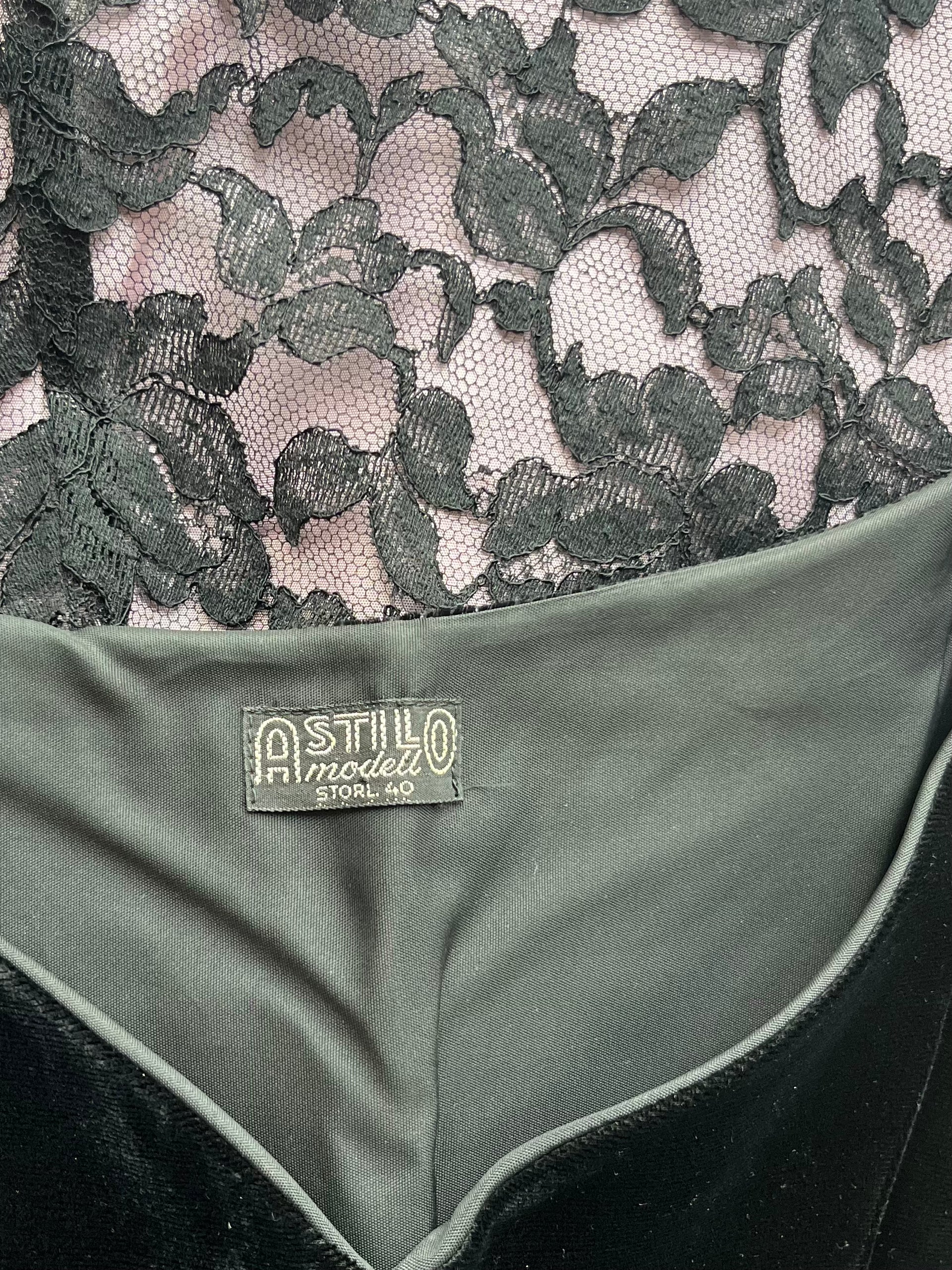 1950s Black Lace and Pink Satin Cocktail Dress //Size S/M