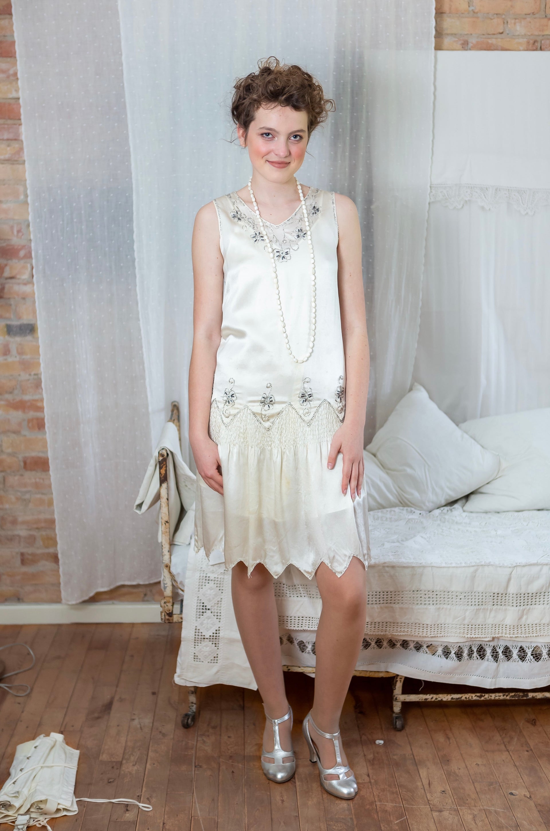 1920s White Silk Dress with Glass Beads and Rhinestones