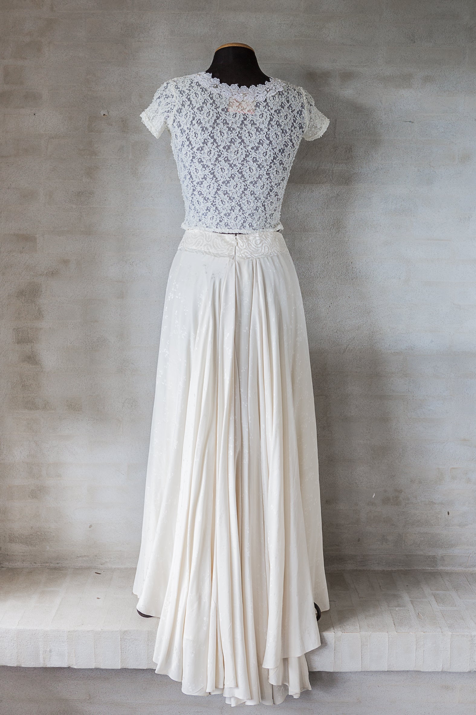 By Waltz Skirt in 1920s Vintage Silk // Size M