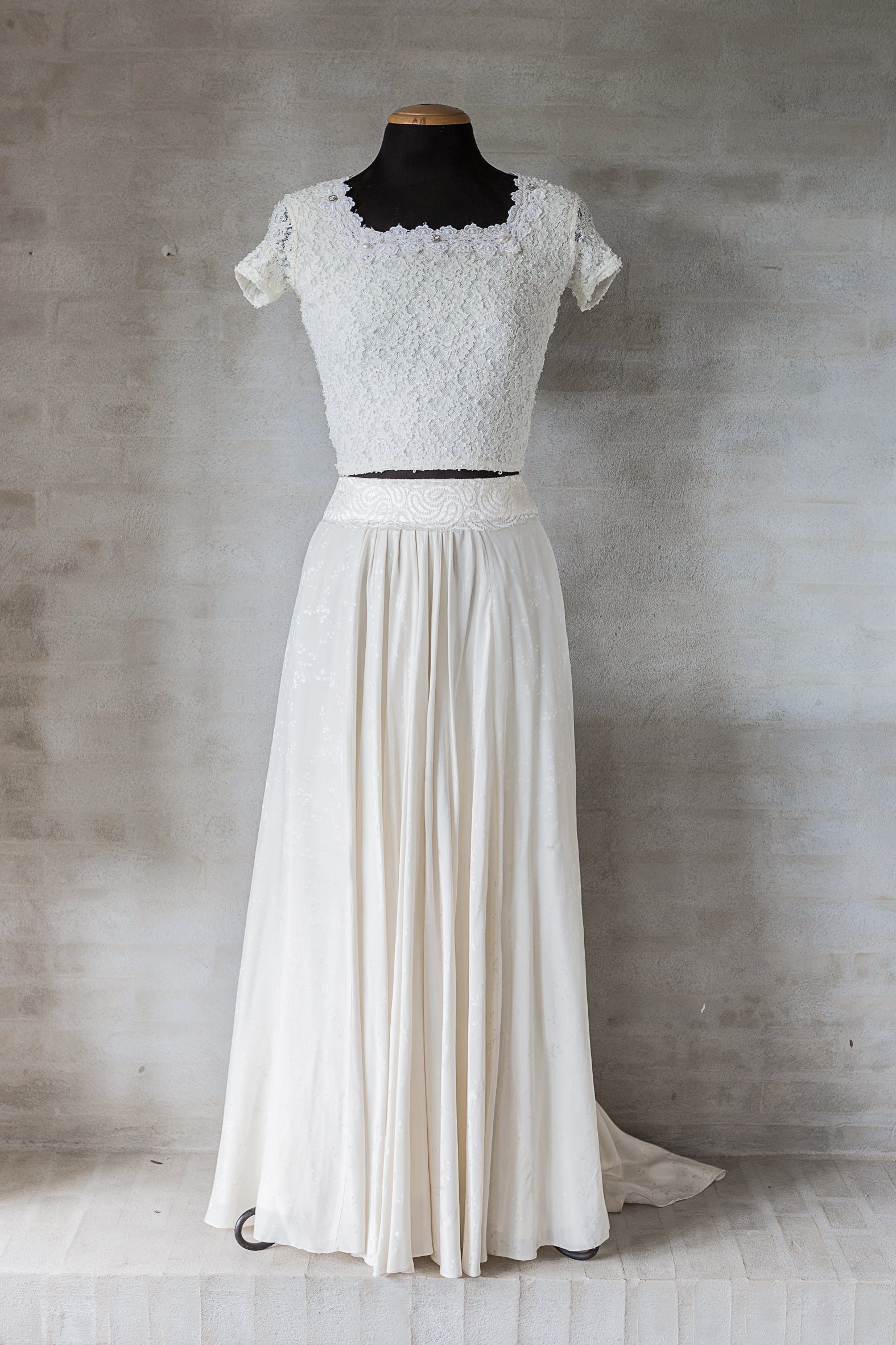 By Waltz Skirt in 1920s Vintage Silk // Size M