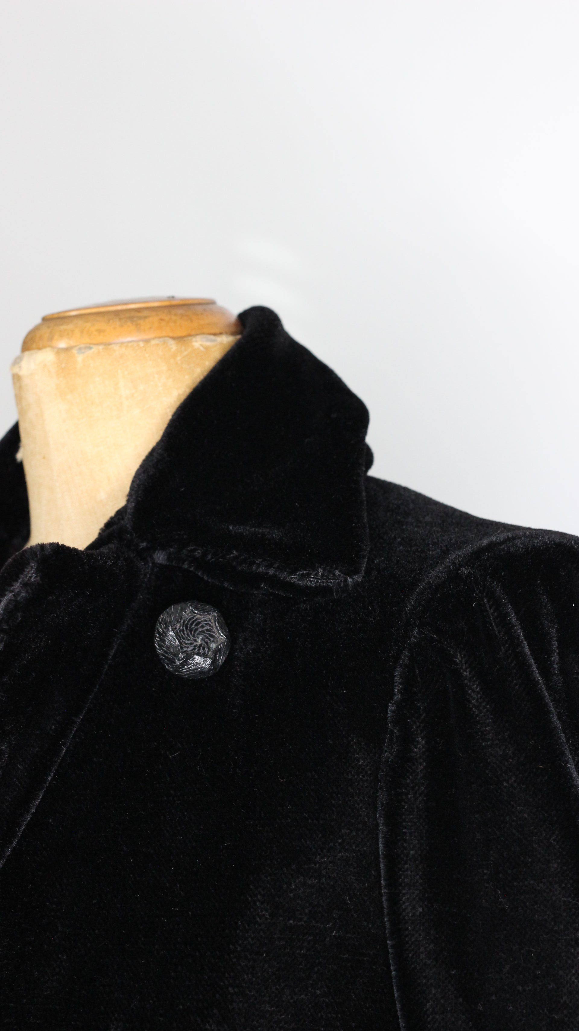 1920s Black Faux Fur Coat//Size M