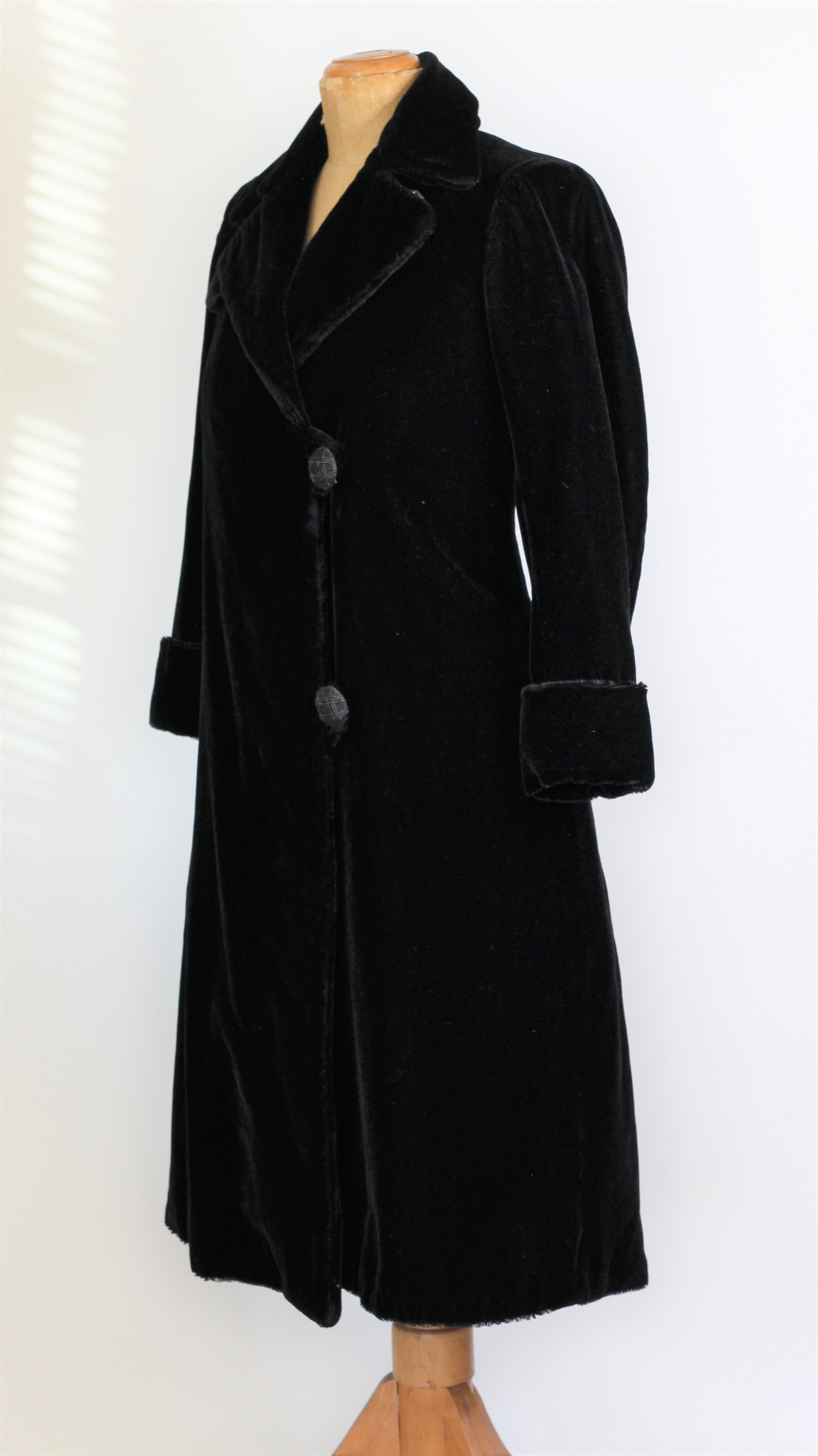 1920s Black Faux Furs Coat//Size M