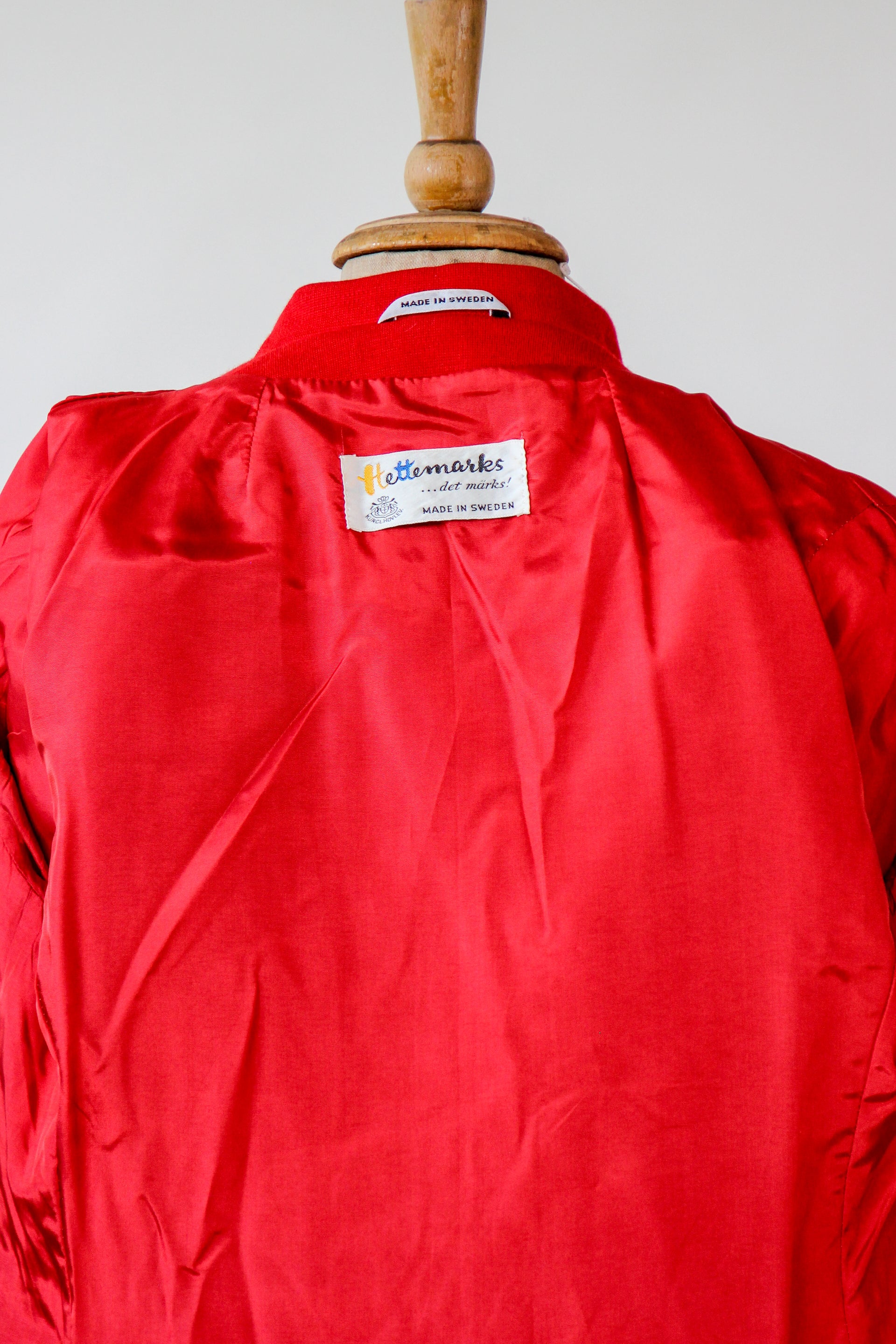 1960s 1970s Vintage Bright Red Wool Skirt Suit // Size S