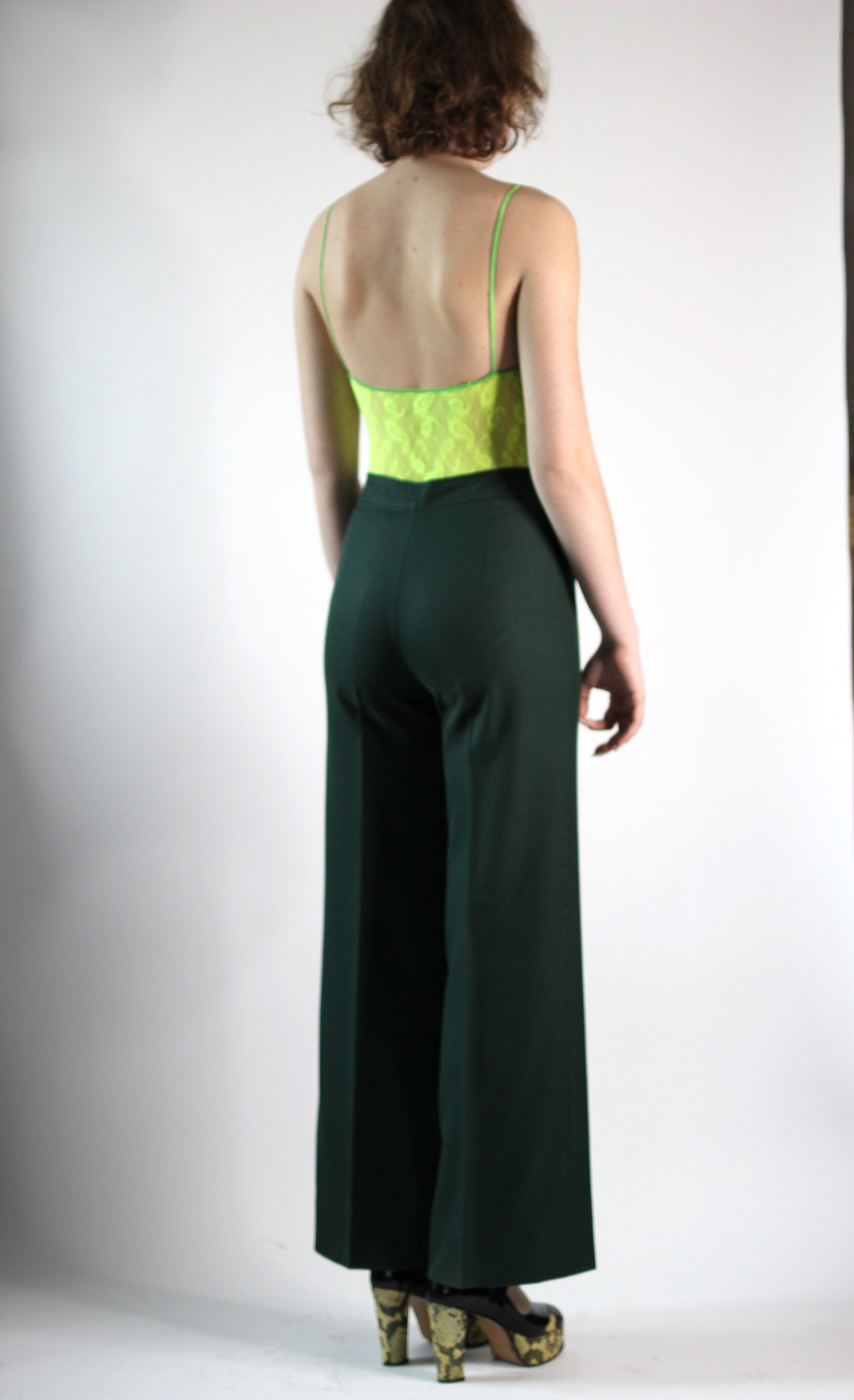 1970s Dark Green High Waisted Flare Pants// Size M