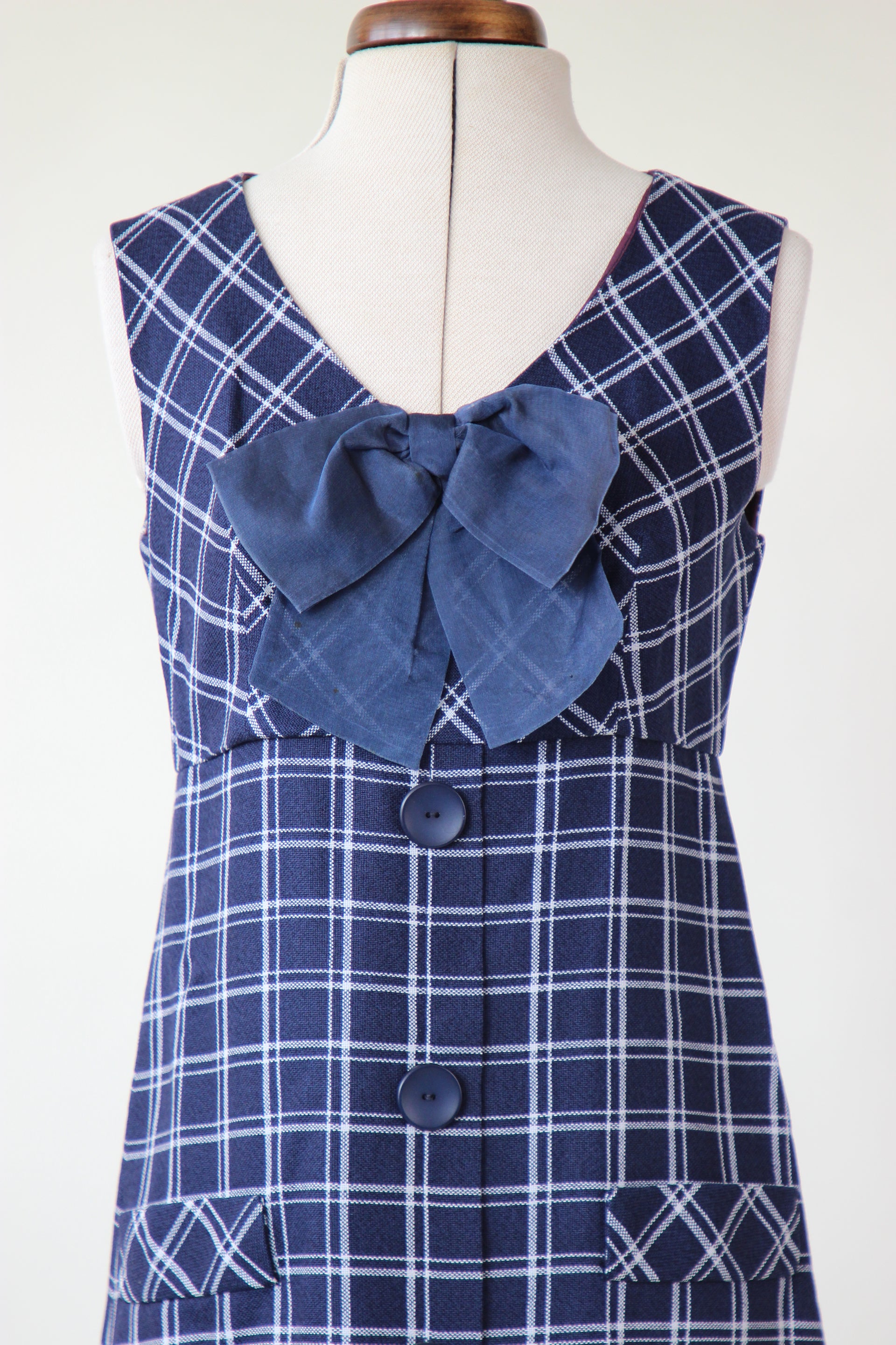 1960s Vintage Checked Shift Mod Wool Dress // Size S