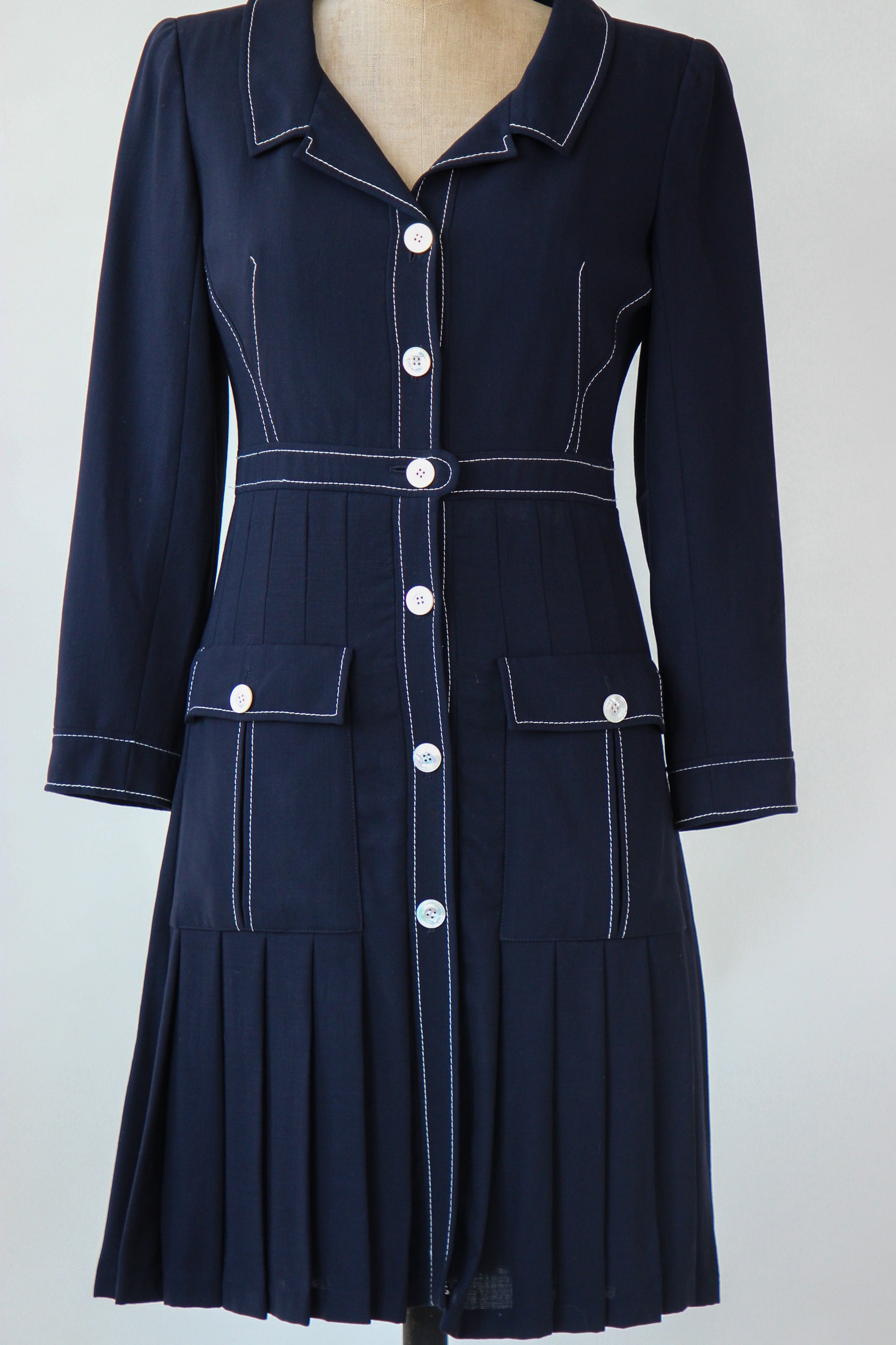 1980s Vintage Navy Blue Wool Shirt Dress // Italien Design // Size M