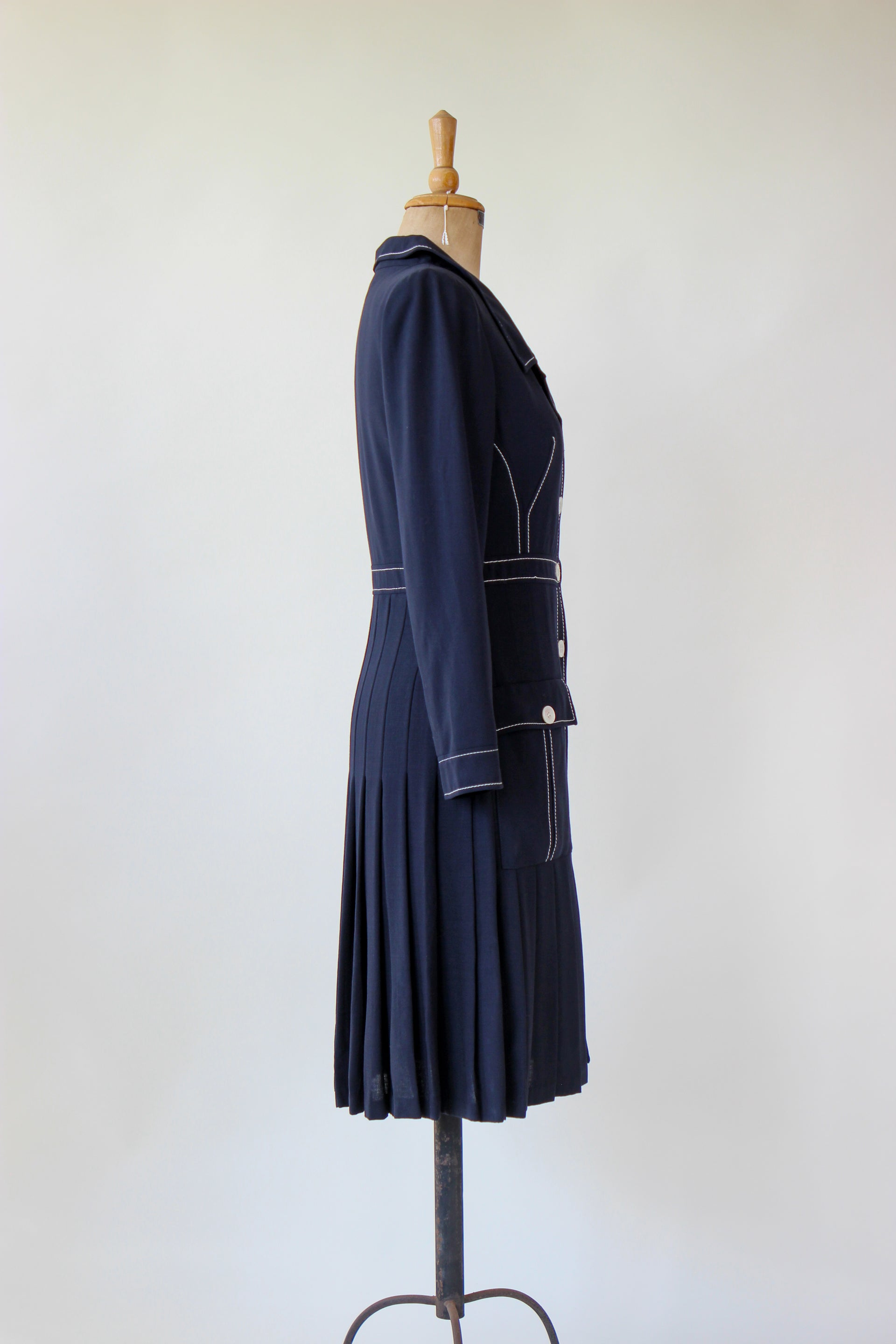1980s Vintage Navy Blue Wool Shirt Dress // Italien Design // Size M