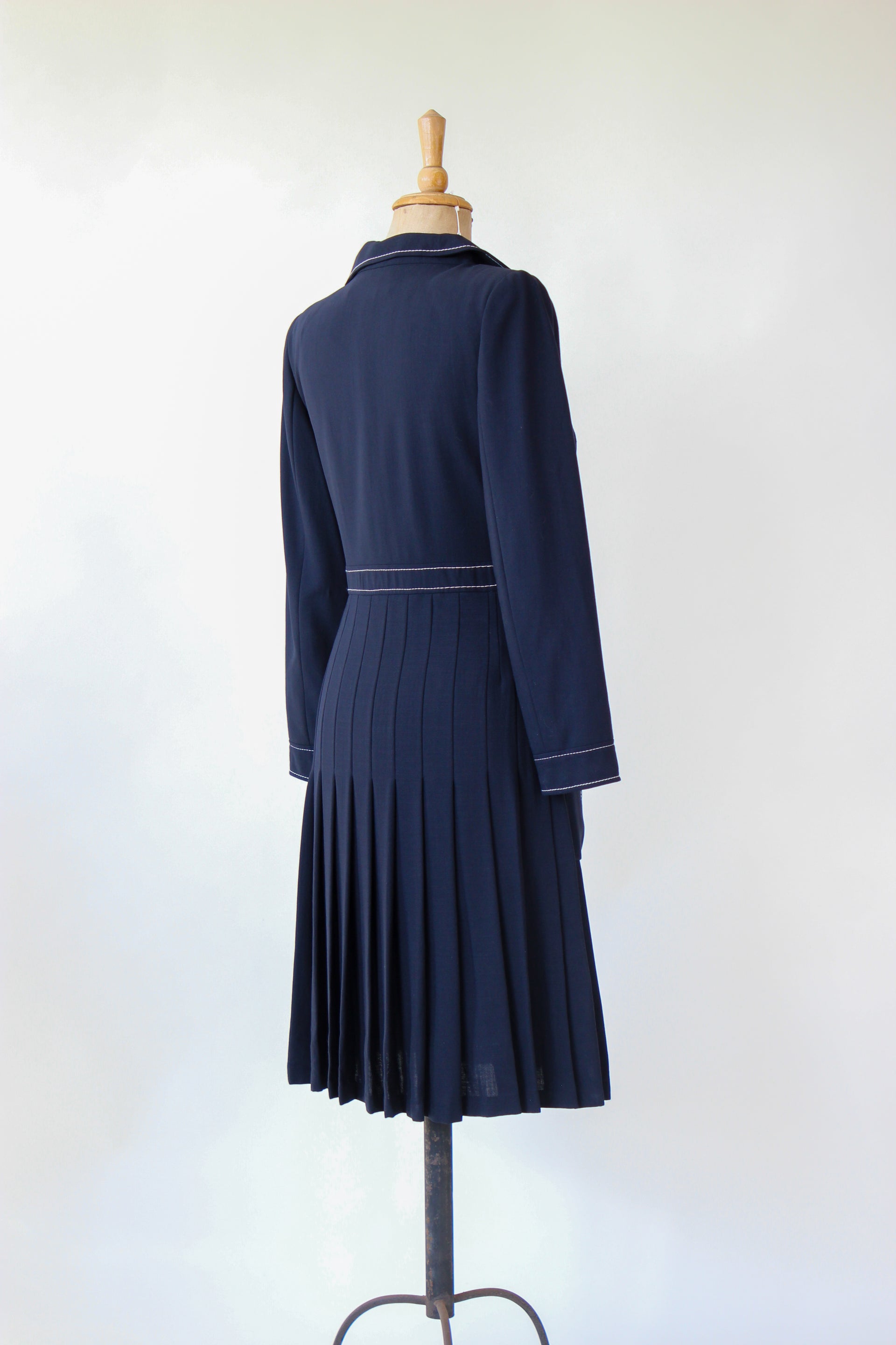 1980s Vintage Navy Blue Wool Shirt Dress // Italien Design // Size M