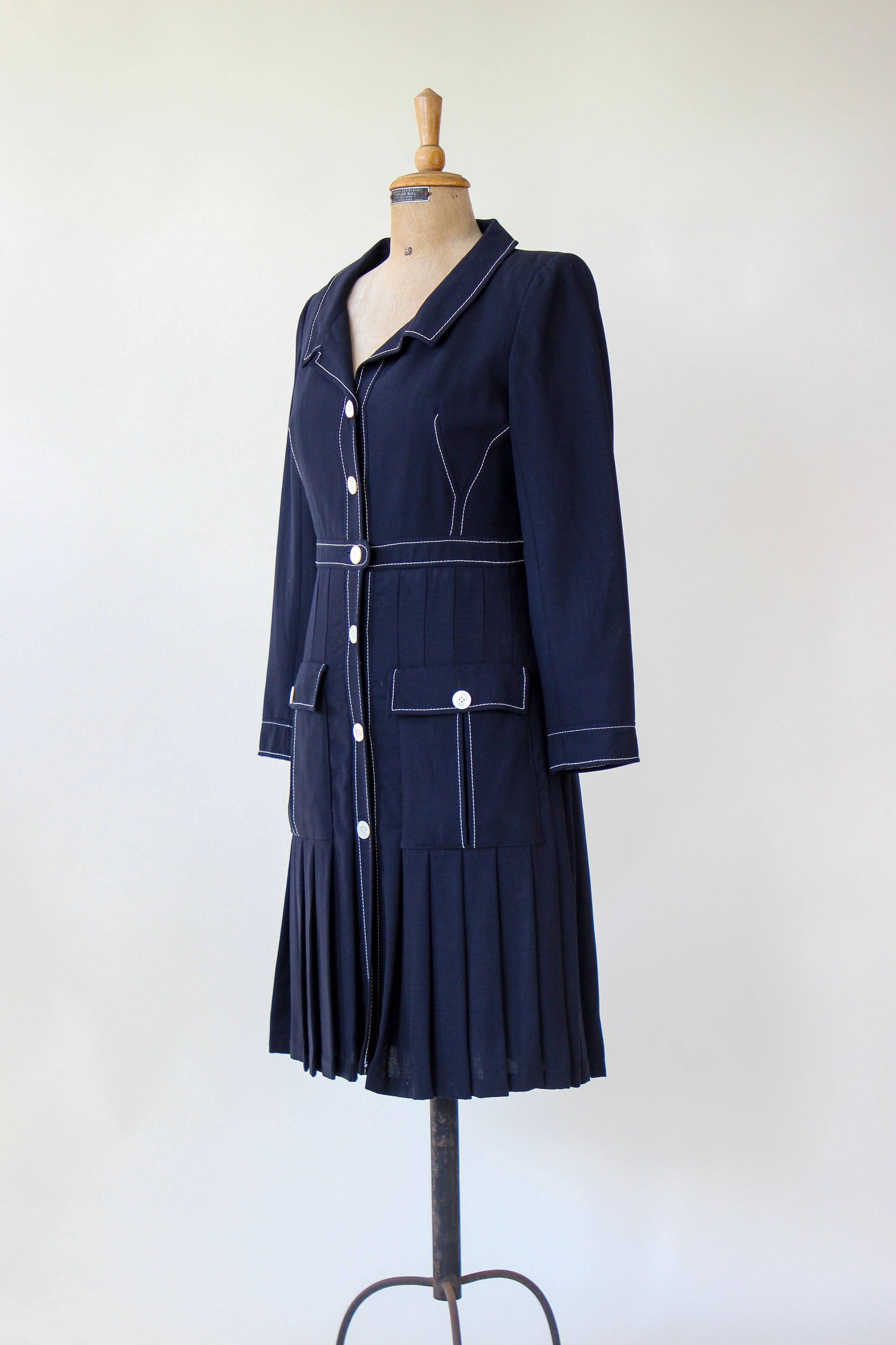 1980s Vintage Navy Blue Wool Shirt Dress // Italien Design // Size M