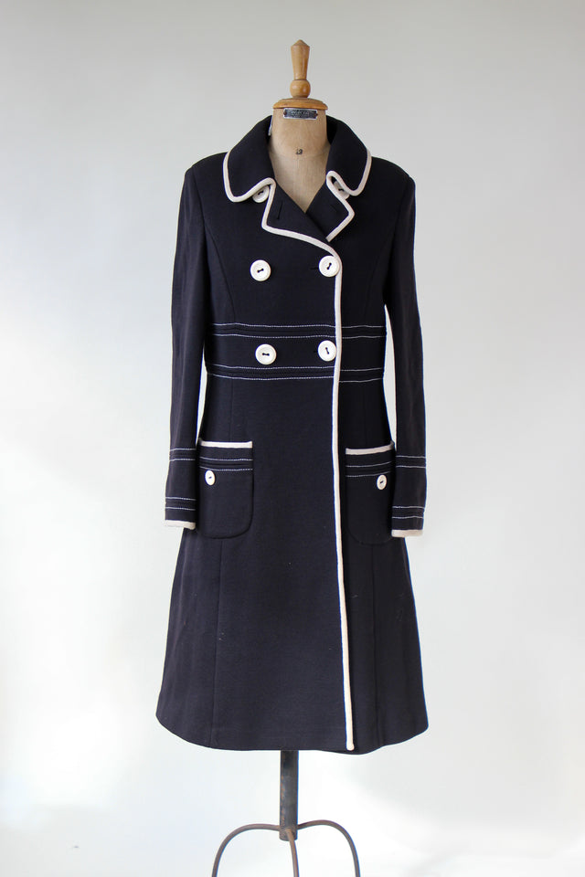 1960s Vintage Lusia Spagnoli Black and Ivory Wool Mod Coat//Size M