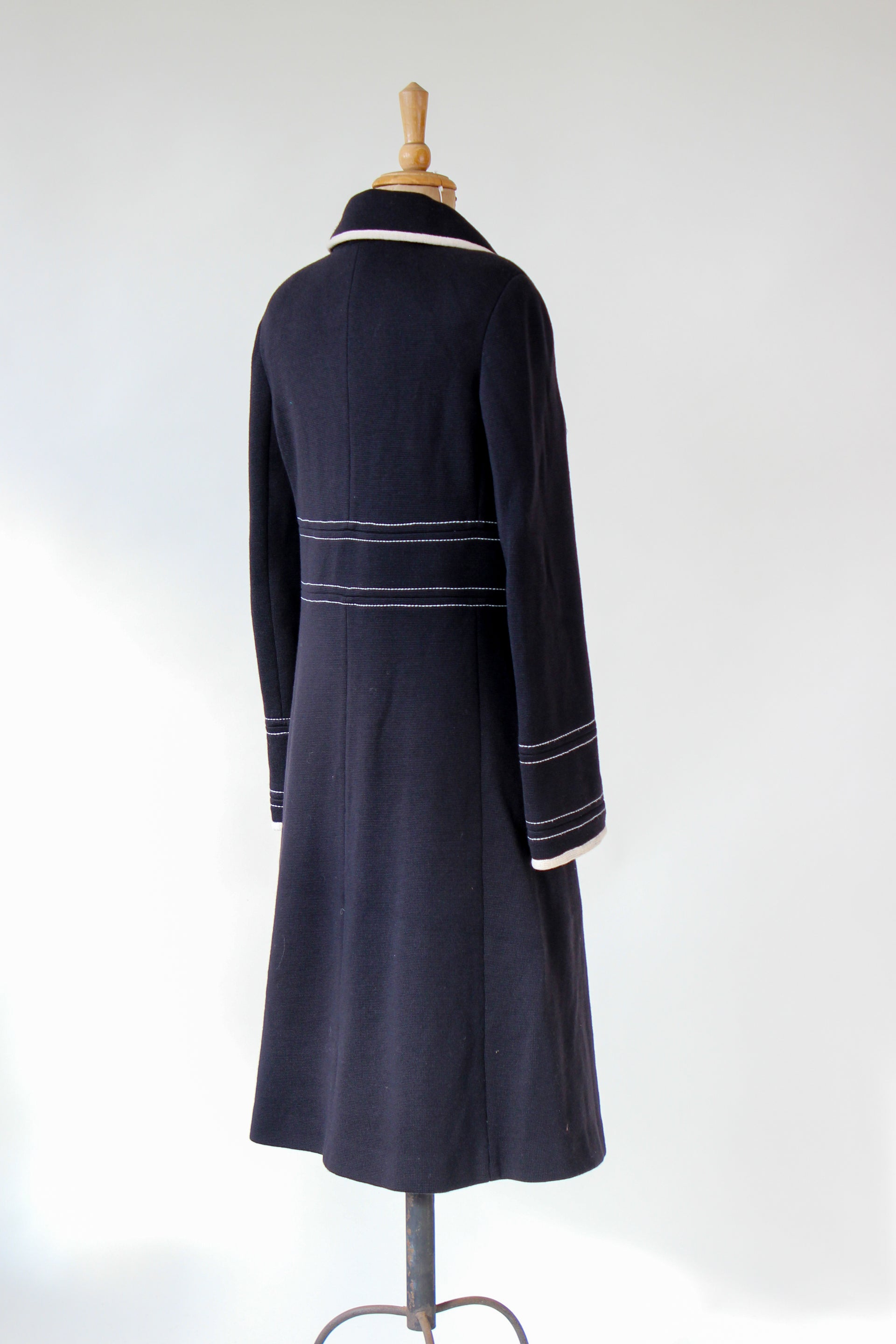 1960s Vintage Lusia Spagnoli Black and Ivory Wool Mod Coat//Size M