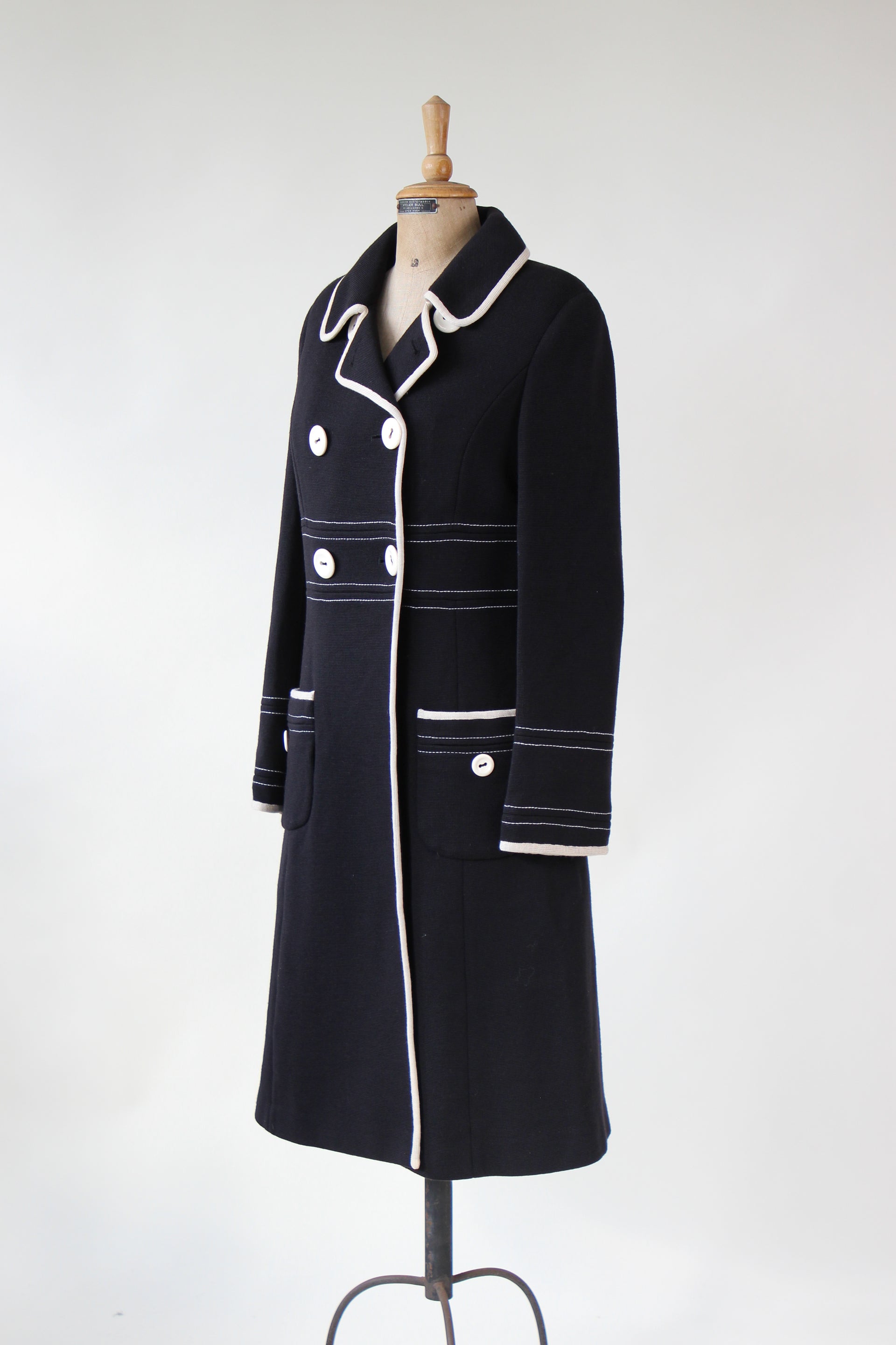 1960s Vintage Lusia Spagnoli Black and Ivory Wool Mod Coat//Size M