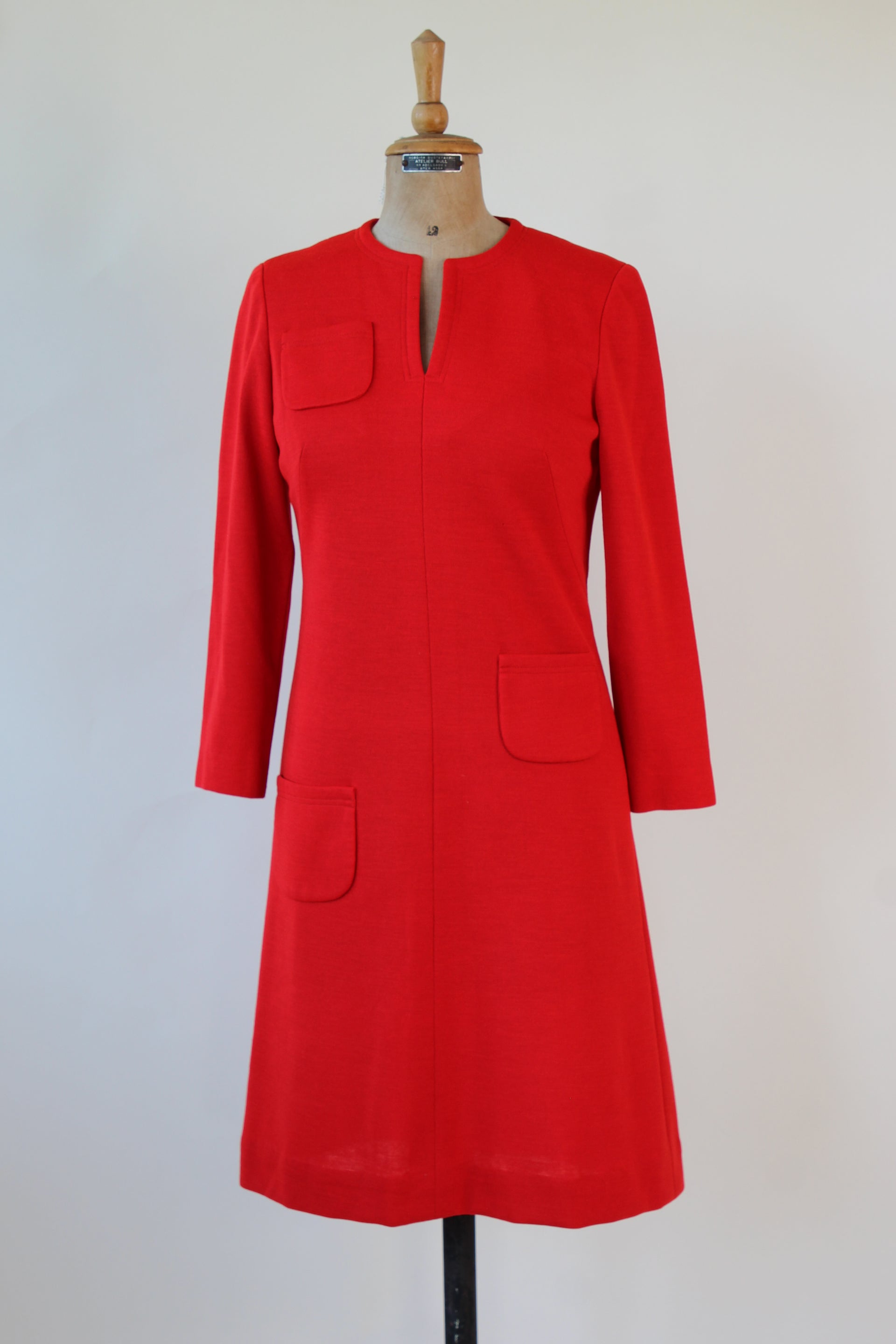 1970s Vintage Bright Red Shift Mod Wool Dress // Size S/M