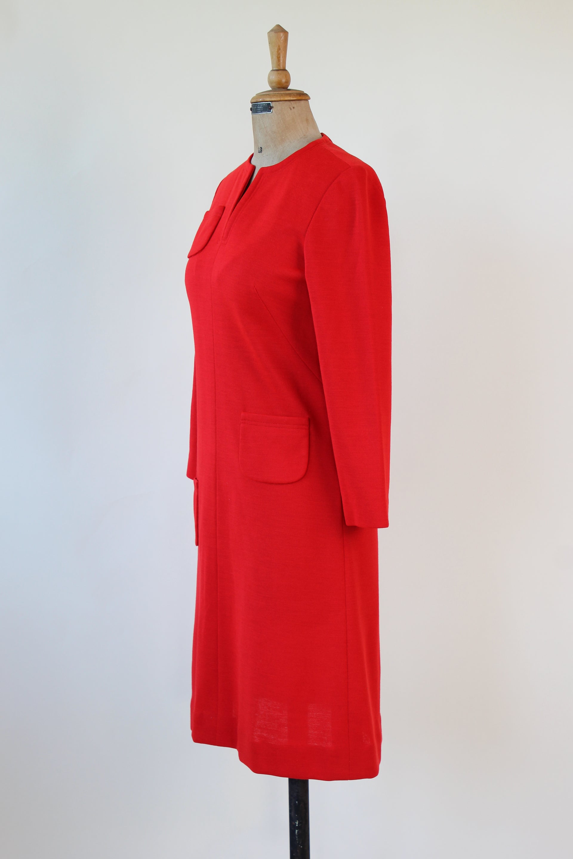 1970s Vintage Bright Red Shift Mod Wool Dress // Size S/M