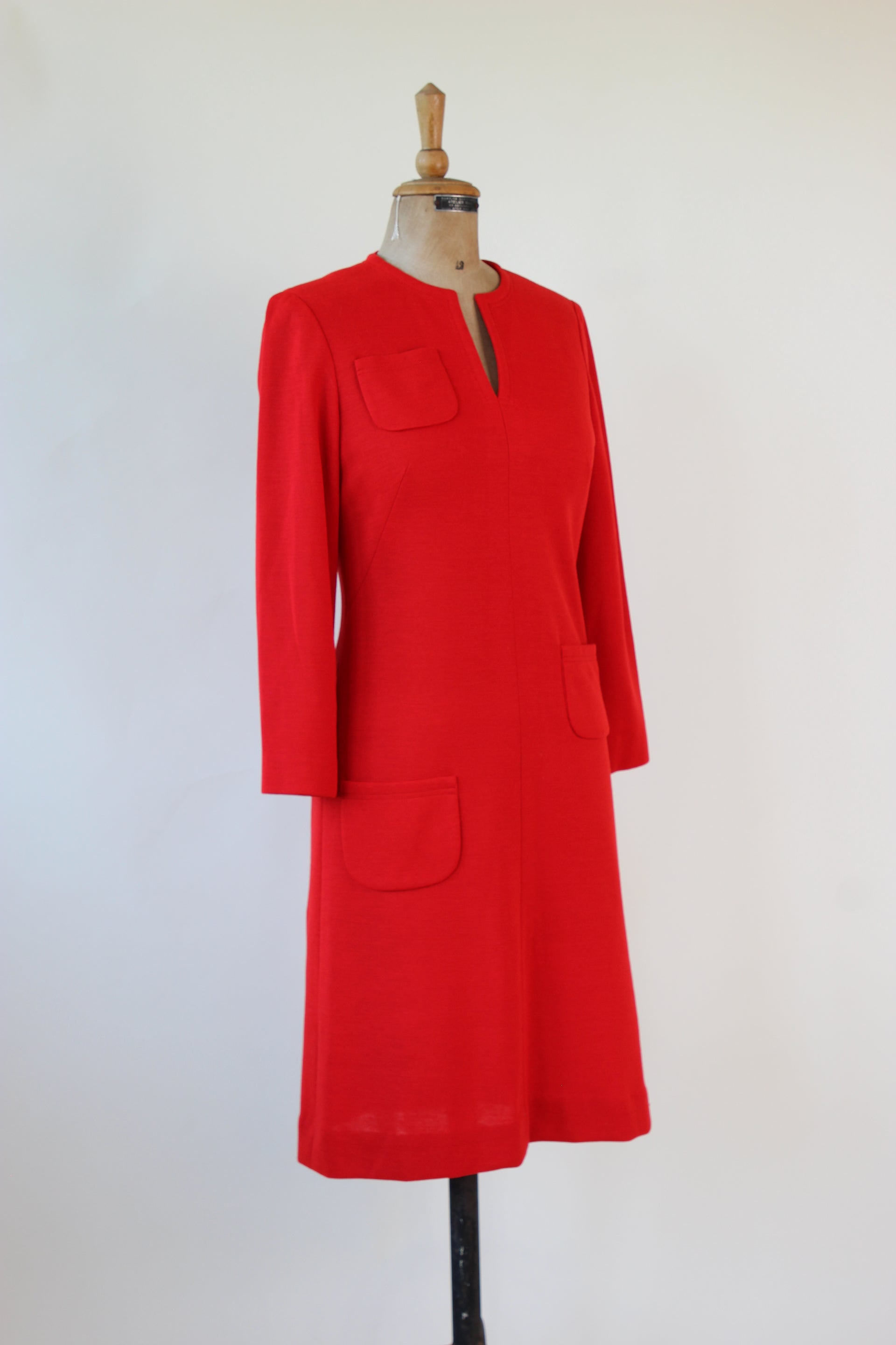 1970s Vintage Bright Red Shift Mod Wool Dress // Size S/M