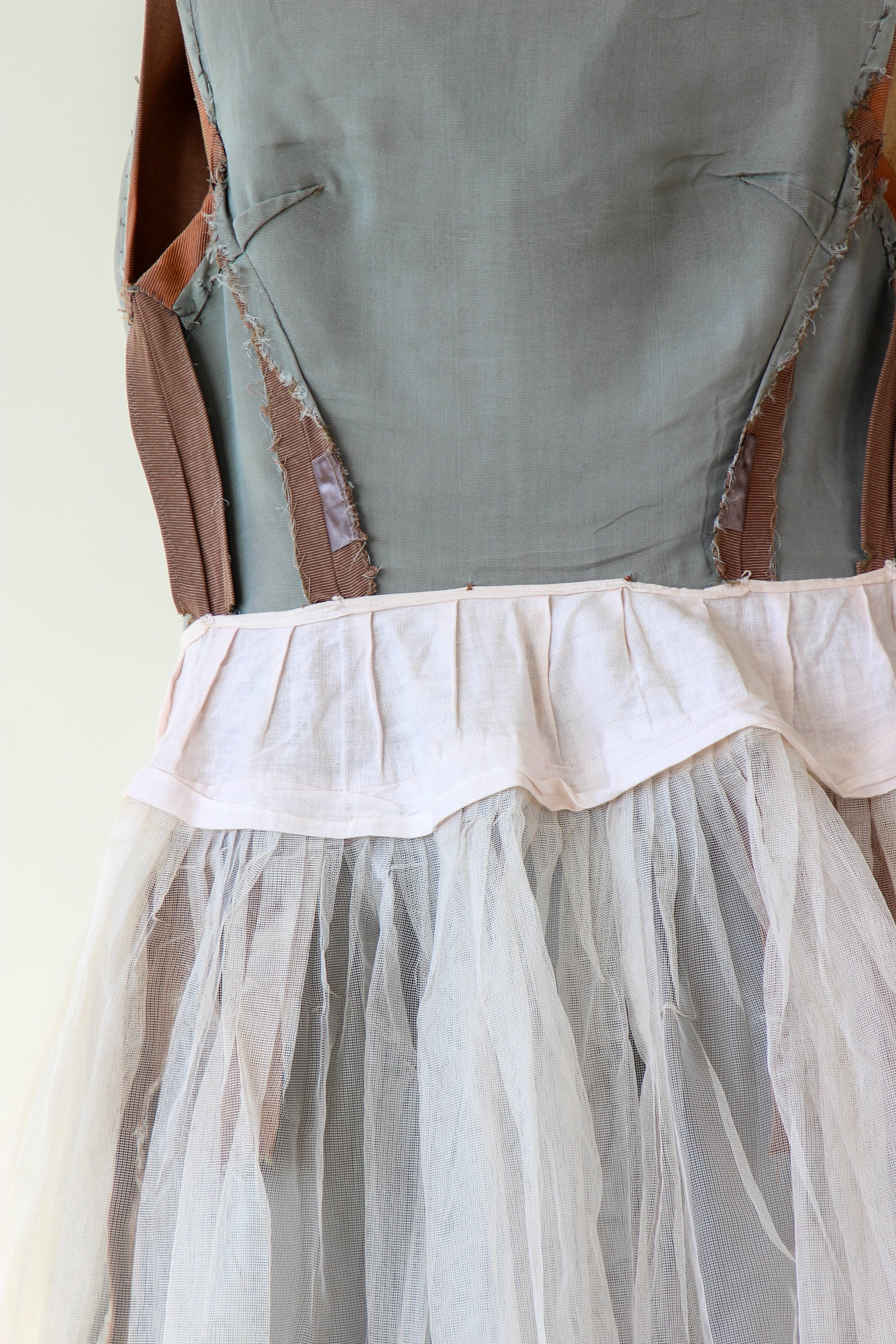1950s Vintage Silk Cocktail Dress//Size XS/S