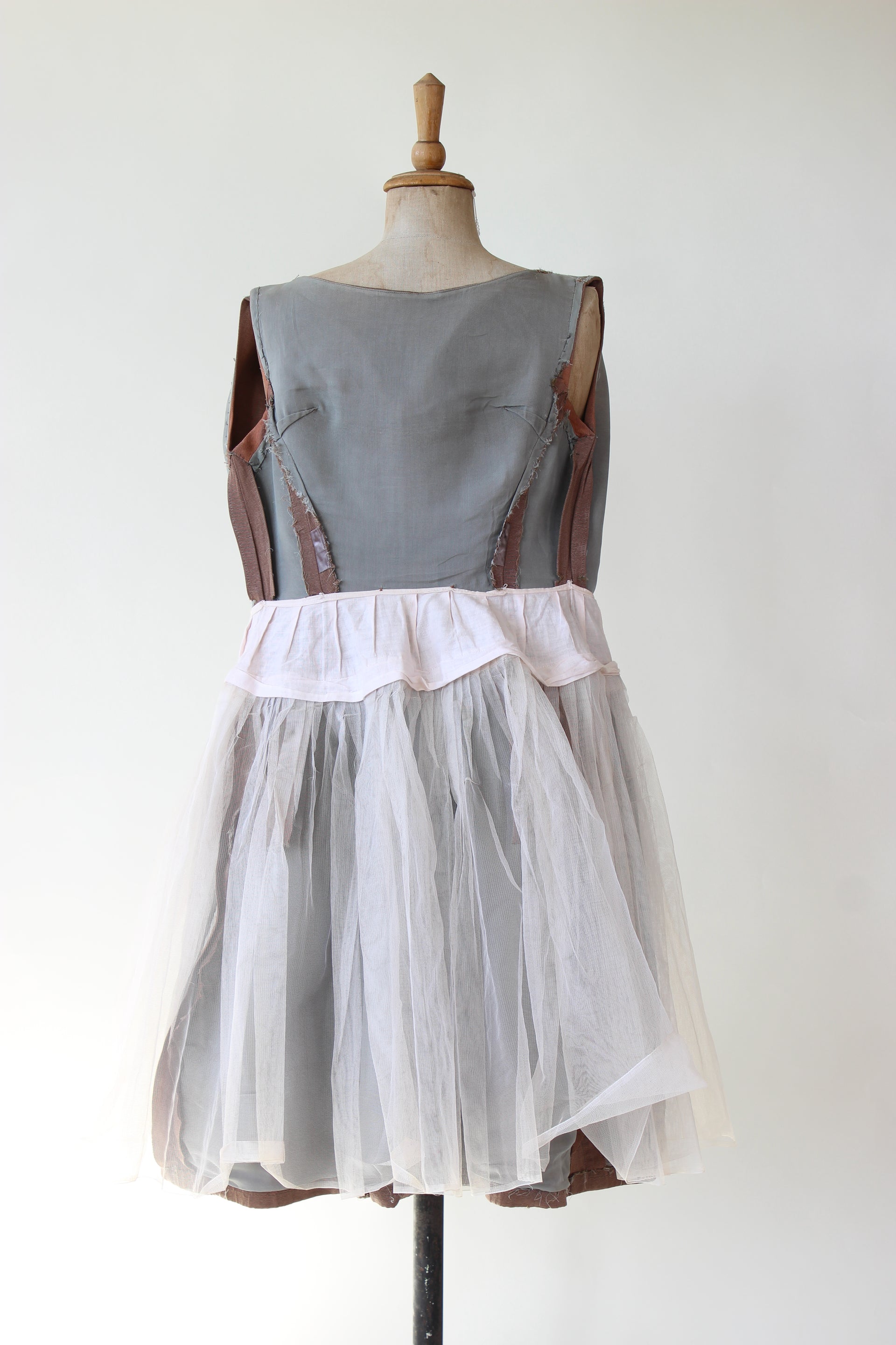 1950s Vintage Silk Cocktail Dress//Size XS/S