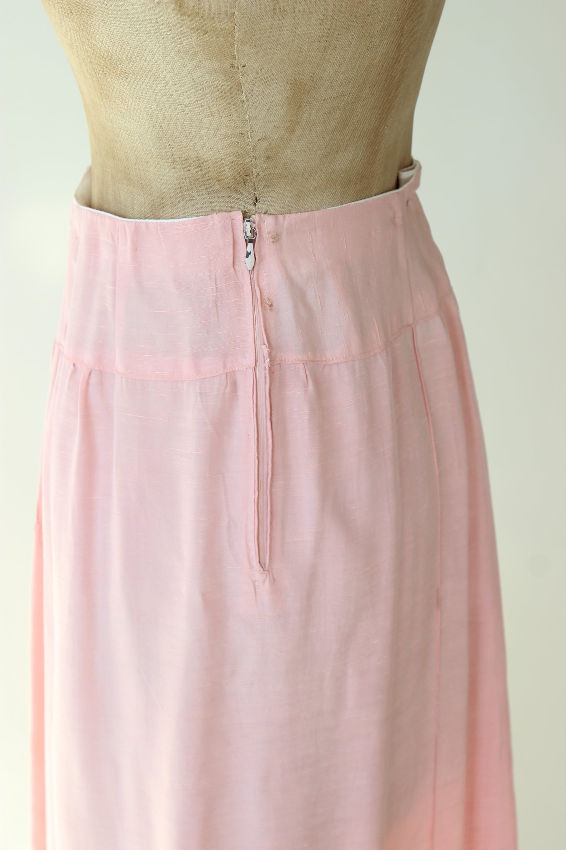 1920s Vintage Pink Shirt and Skirt Suit // Size M/L
