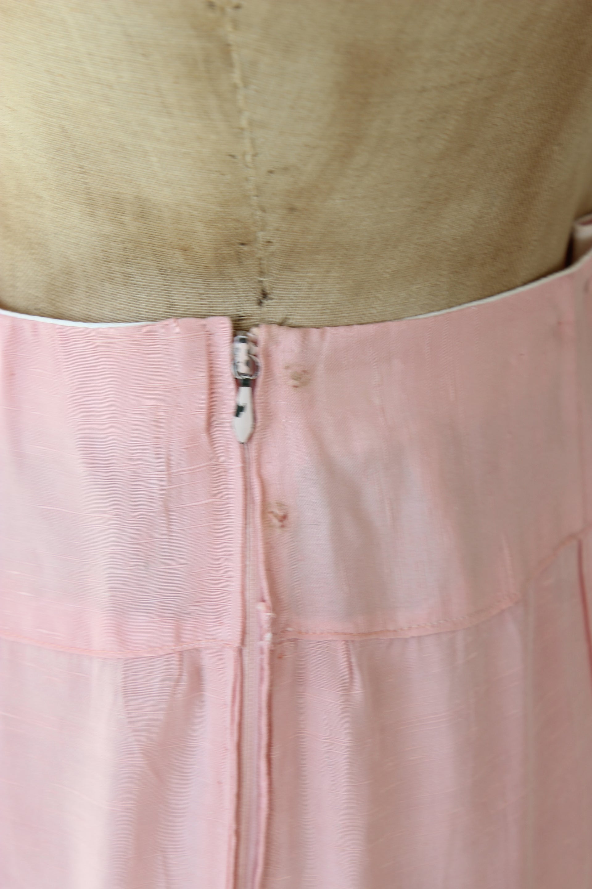 1920s Vintage Pink Shirt and Skirt Suit // Size M/L