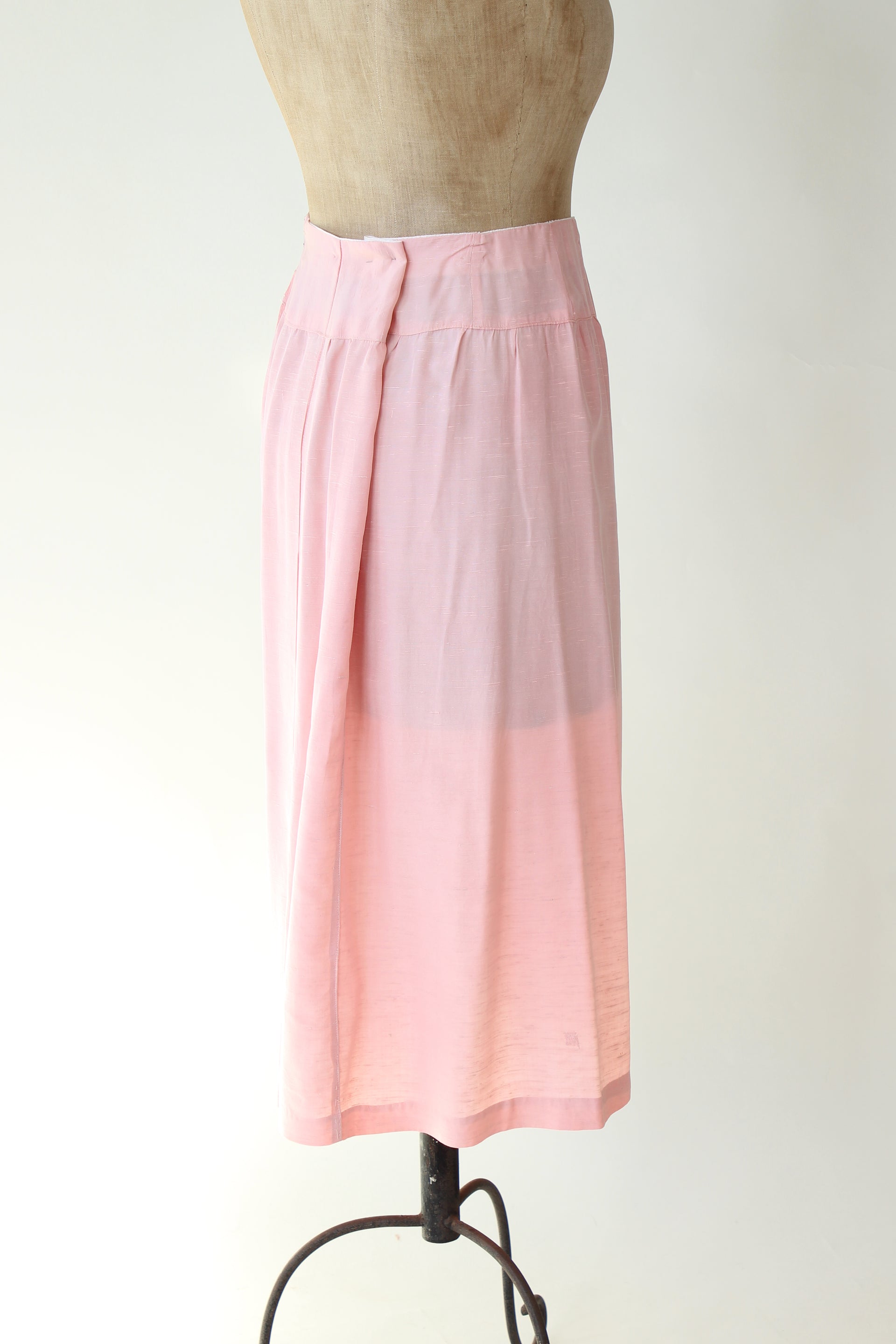 1920s Vintage Pink Shirt and Skirt Suit // Size M/L