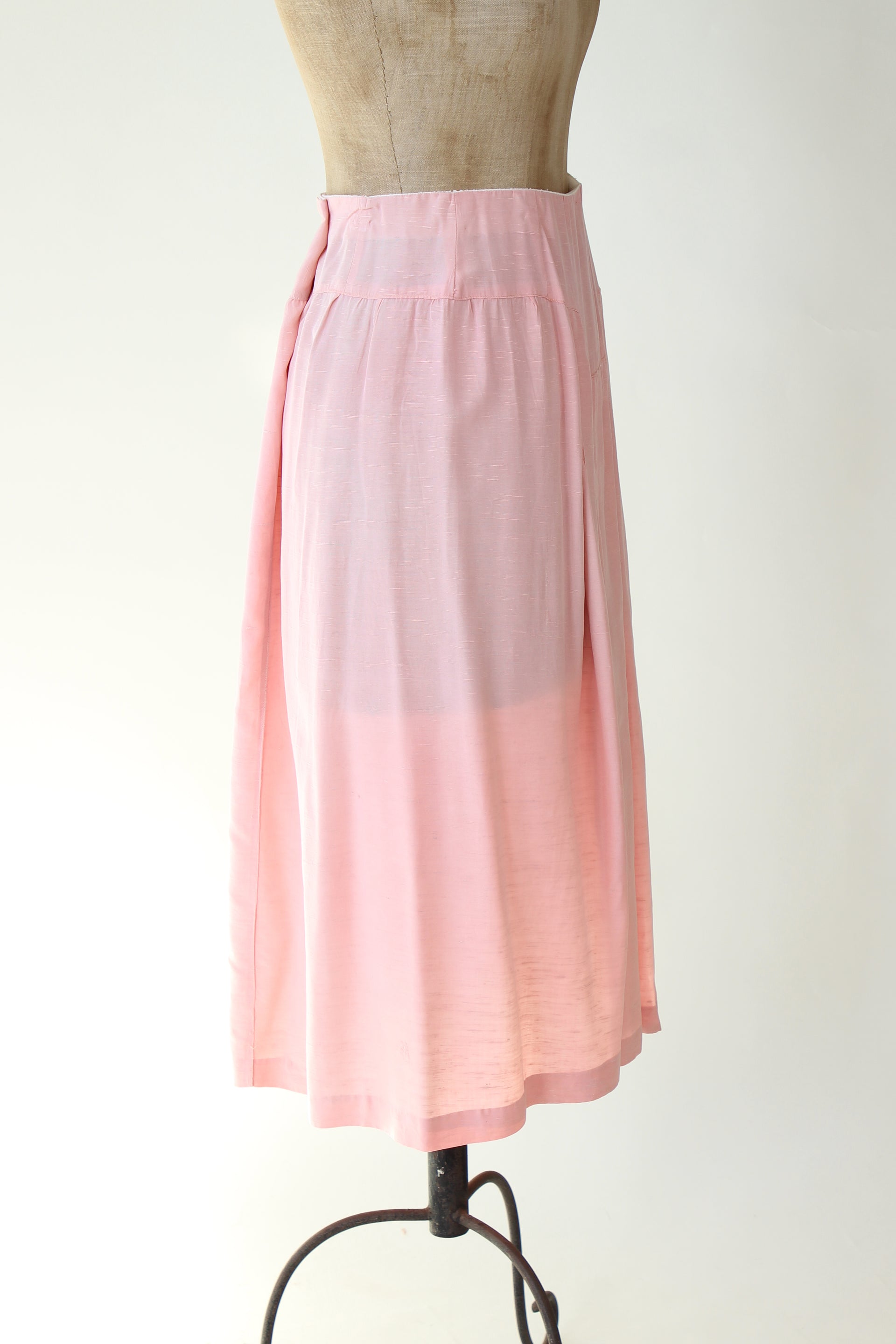 1920s Vintage Pink Shirt and Skirt Suit // Size M/L