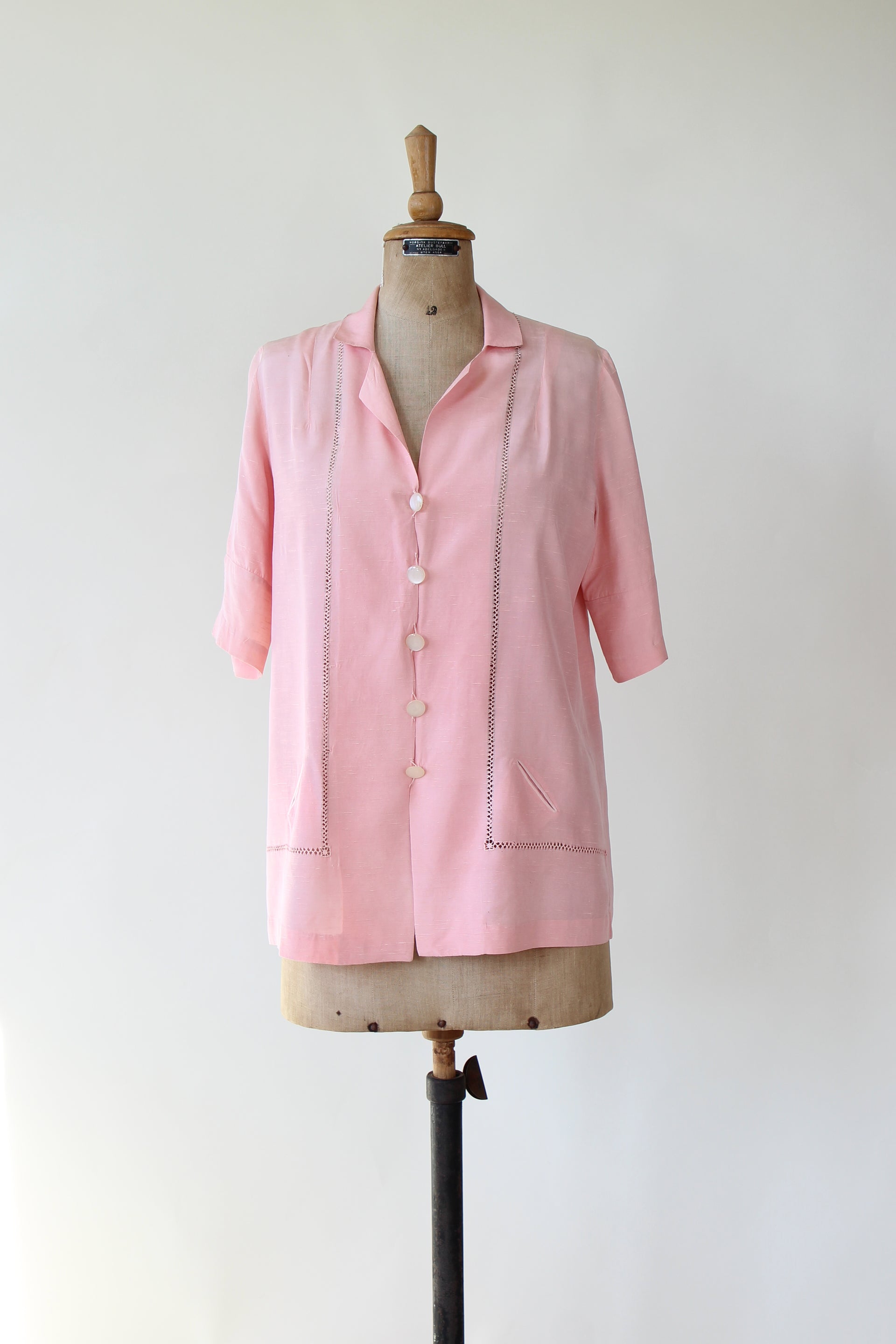 1920s Vintage Pink Shirt and Skirt Suit // Size M/L