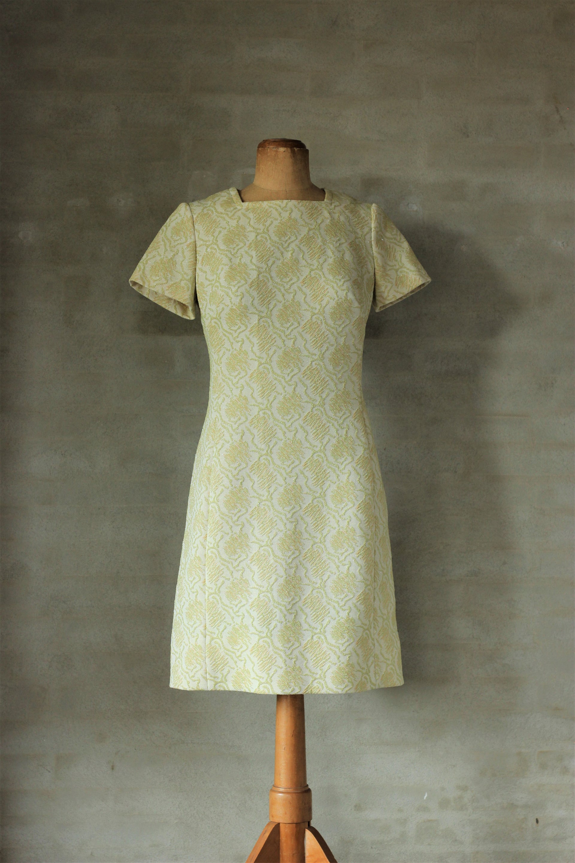 1960s Vintage Ivory Sage Green Brocade Dress and Coat//Size M