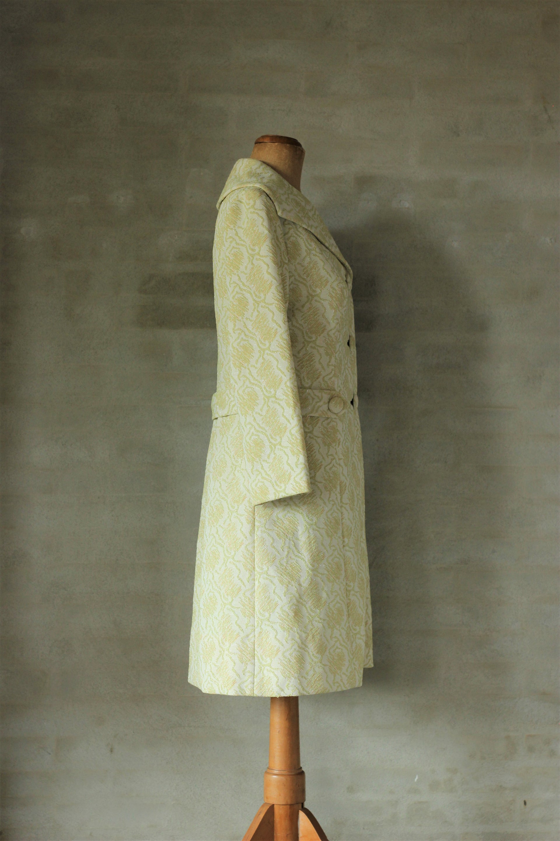 1960s Vintage Ivory Sage Green Brocade Dress and Coat//Size M