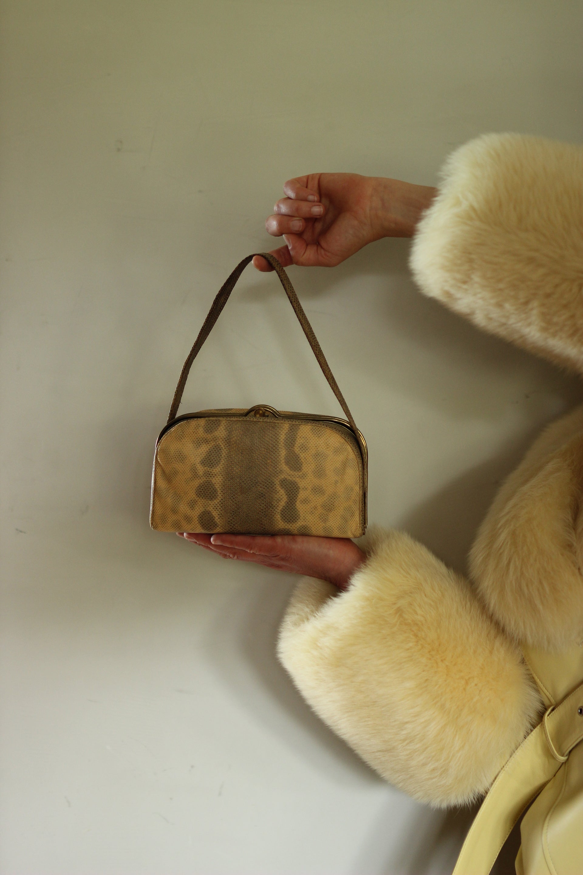 Vintage 1940's Vegan Hand Bag