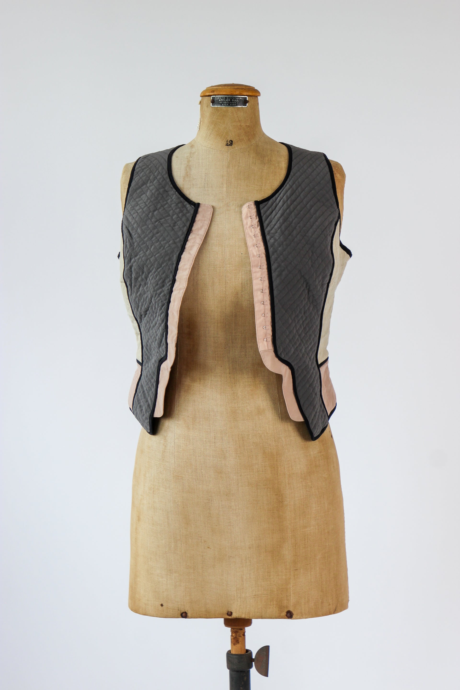 Vintage Colorfull Quilted Silk Vest // Size S