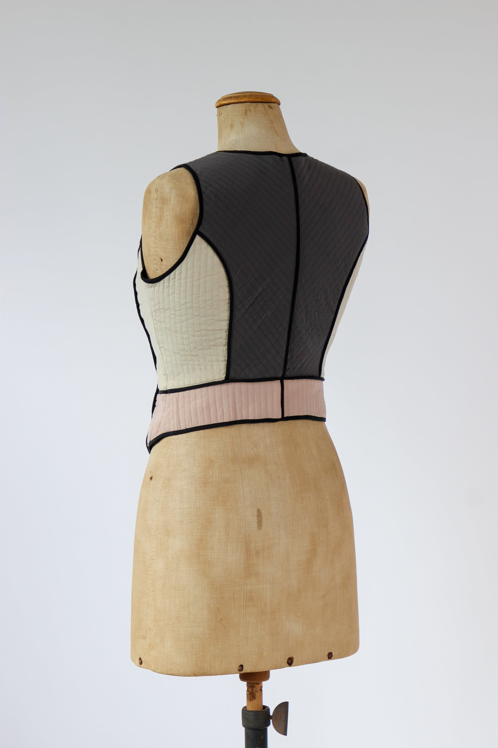 Vintage Colorfull Quilted Silk Vest // Size S