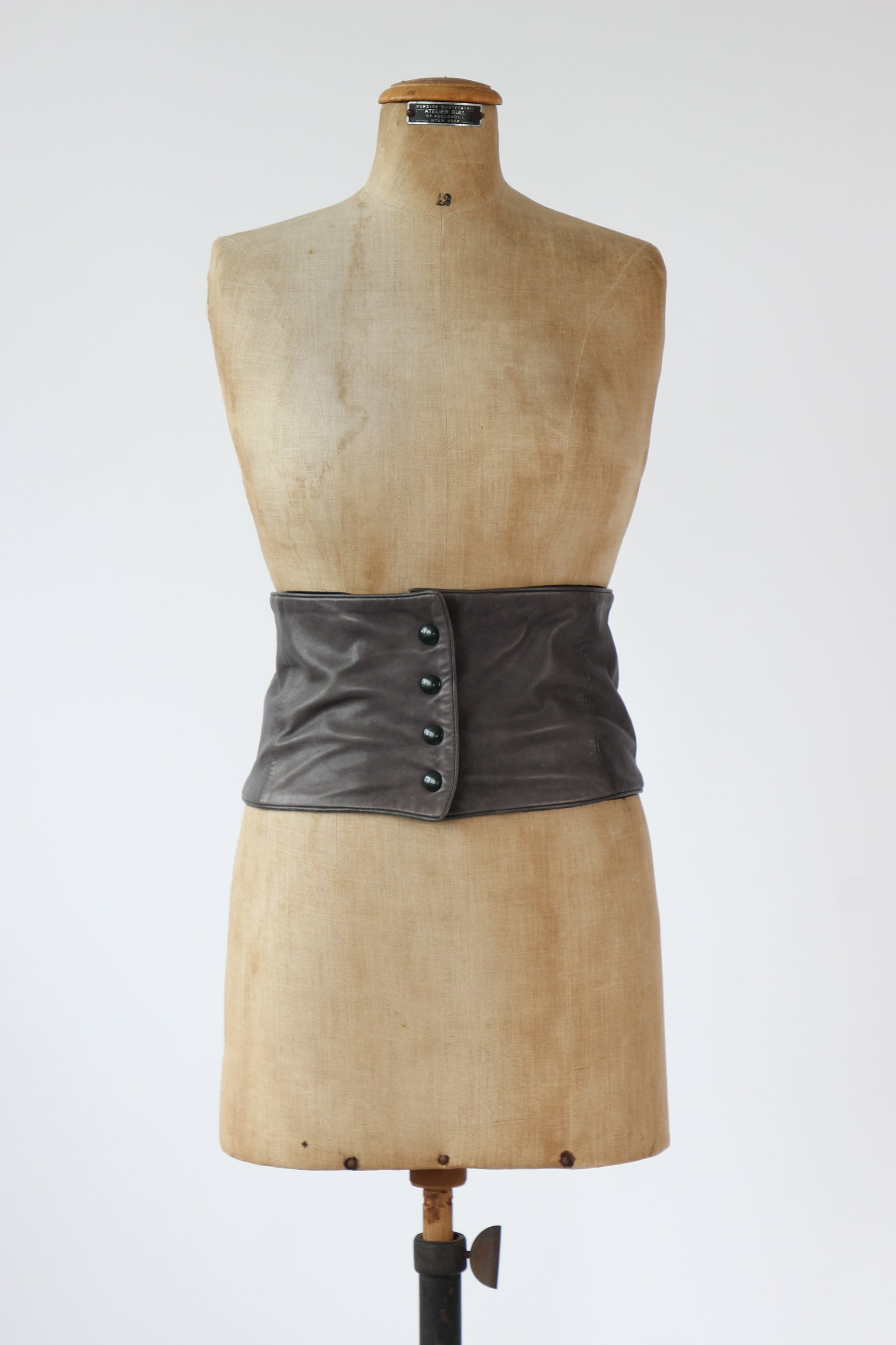 Y2K Vintage Grey Leather Belt//Danish Design//Size S/M