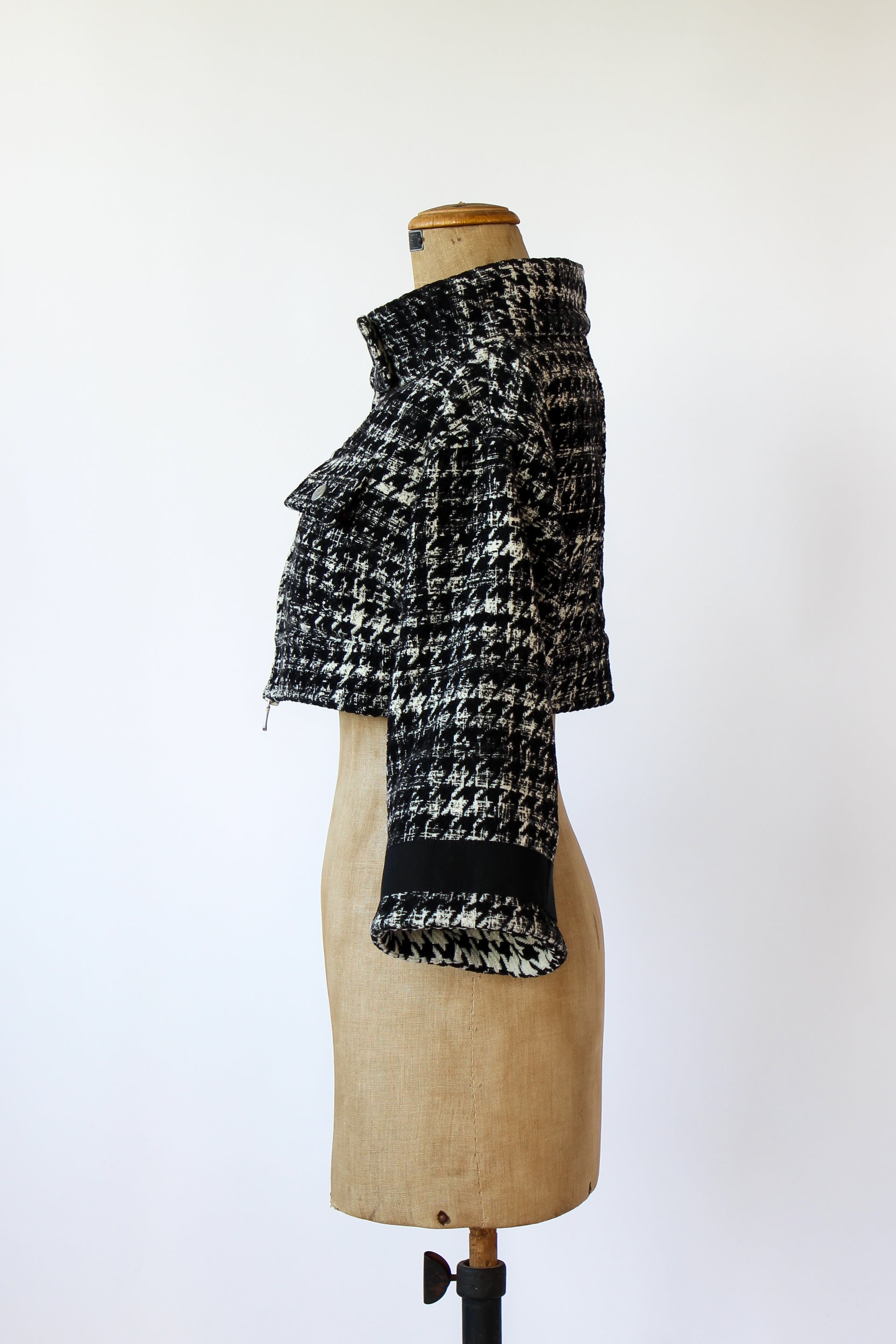 Vintage Gianfranco Ferre cropped checked Black and White Jacket