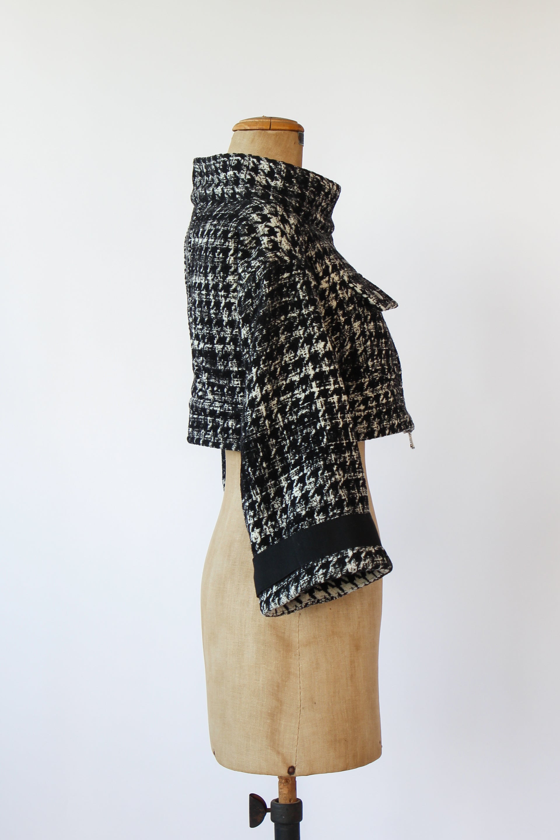 Vintage Gianfranco Ferre cropped checked Black and White Jacket